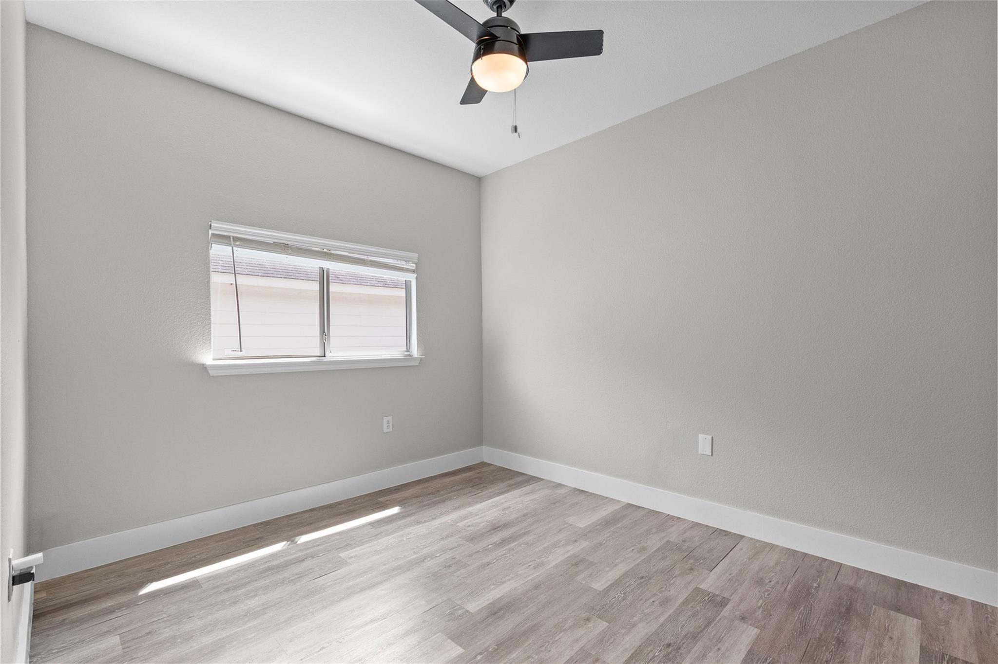 5501 S Hearsey Dr Property Photo 11