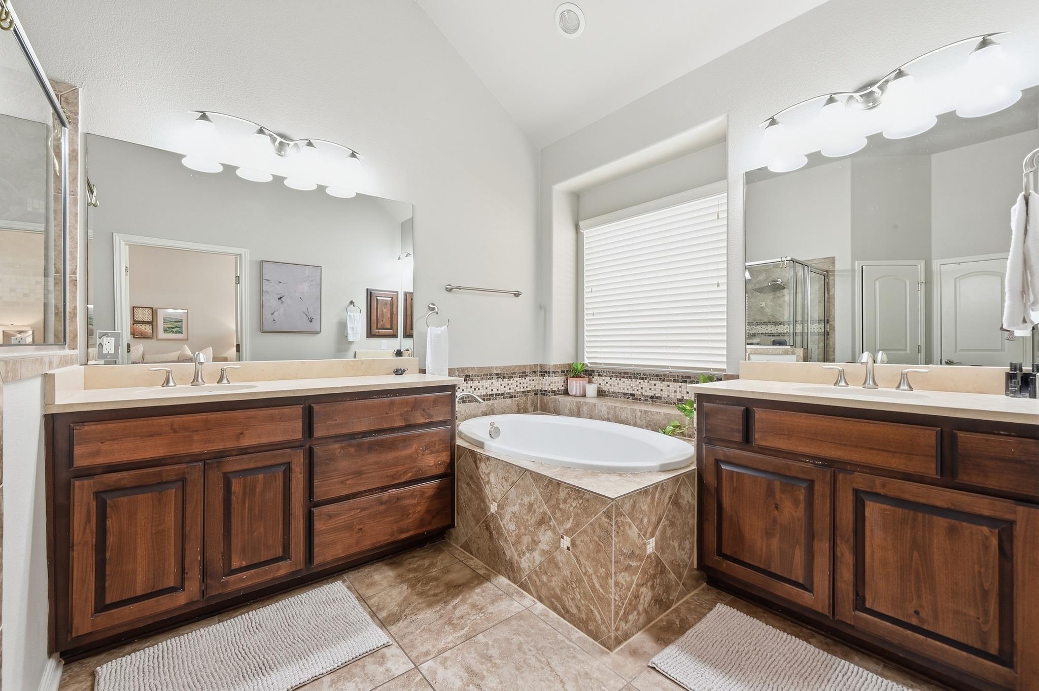 4325 Tambre Bnd Property Photo 23