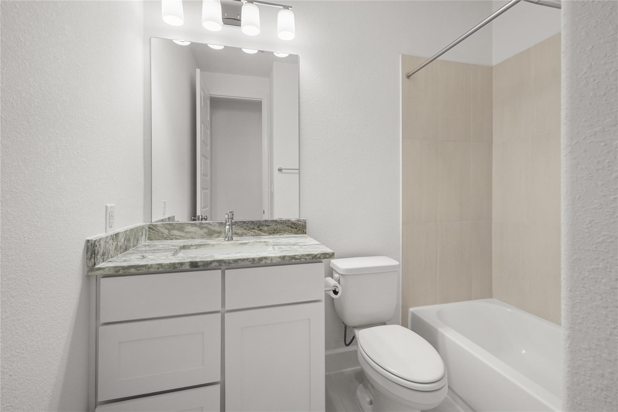 135 Plumbago Loop Property Photo 13