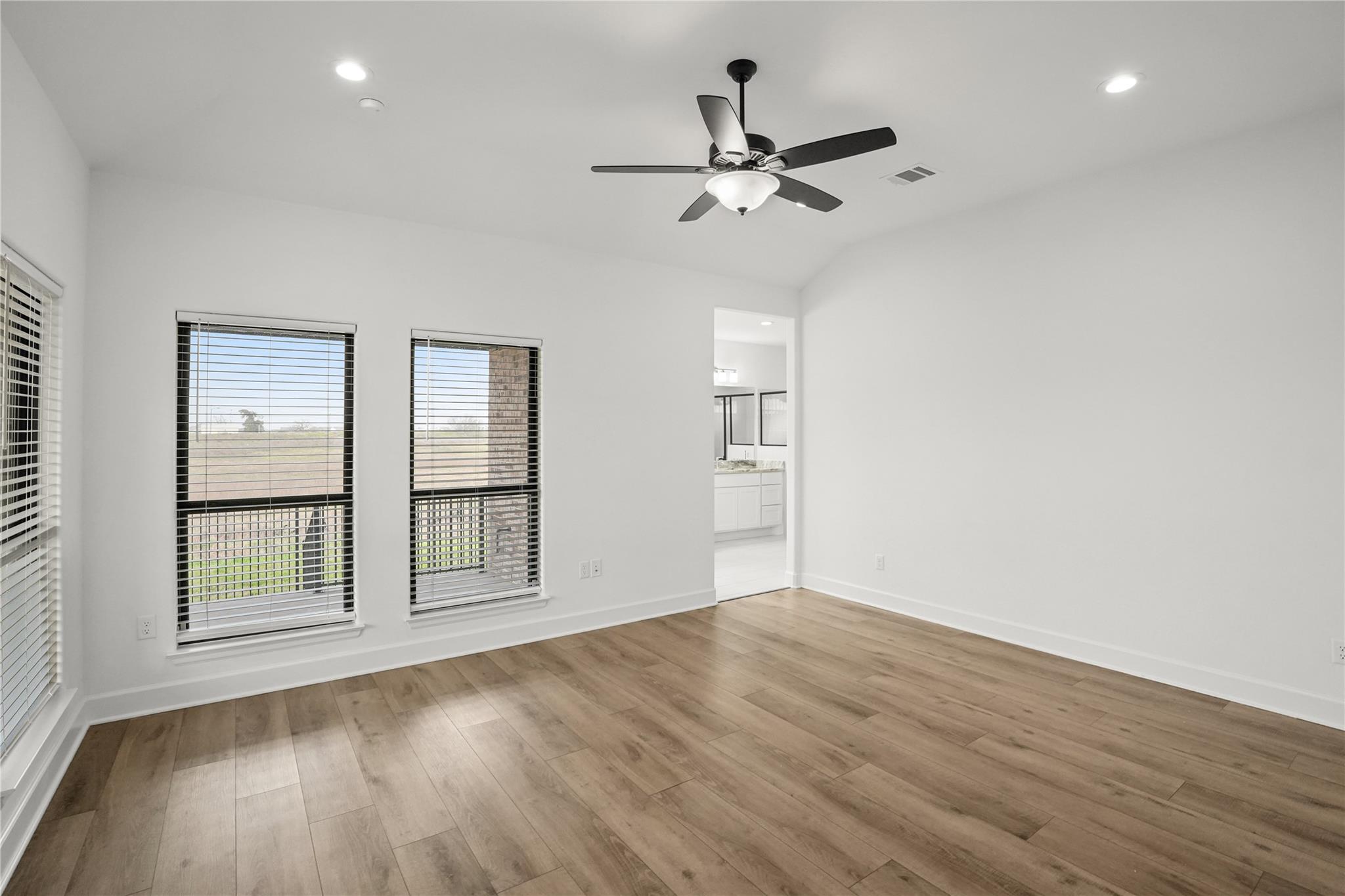 135 Plumbago Loop Property Photo 16