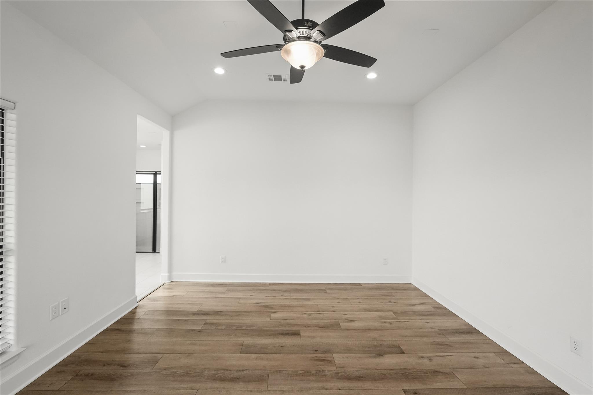 135 Plumbago Loop Property Photo 17