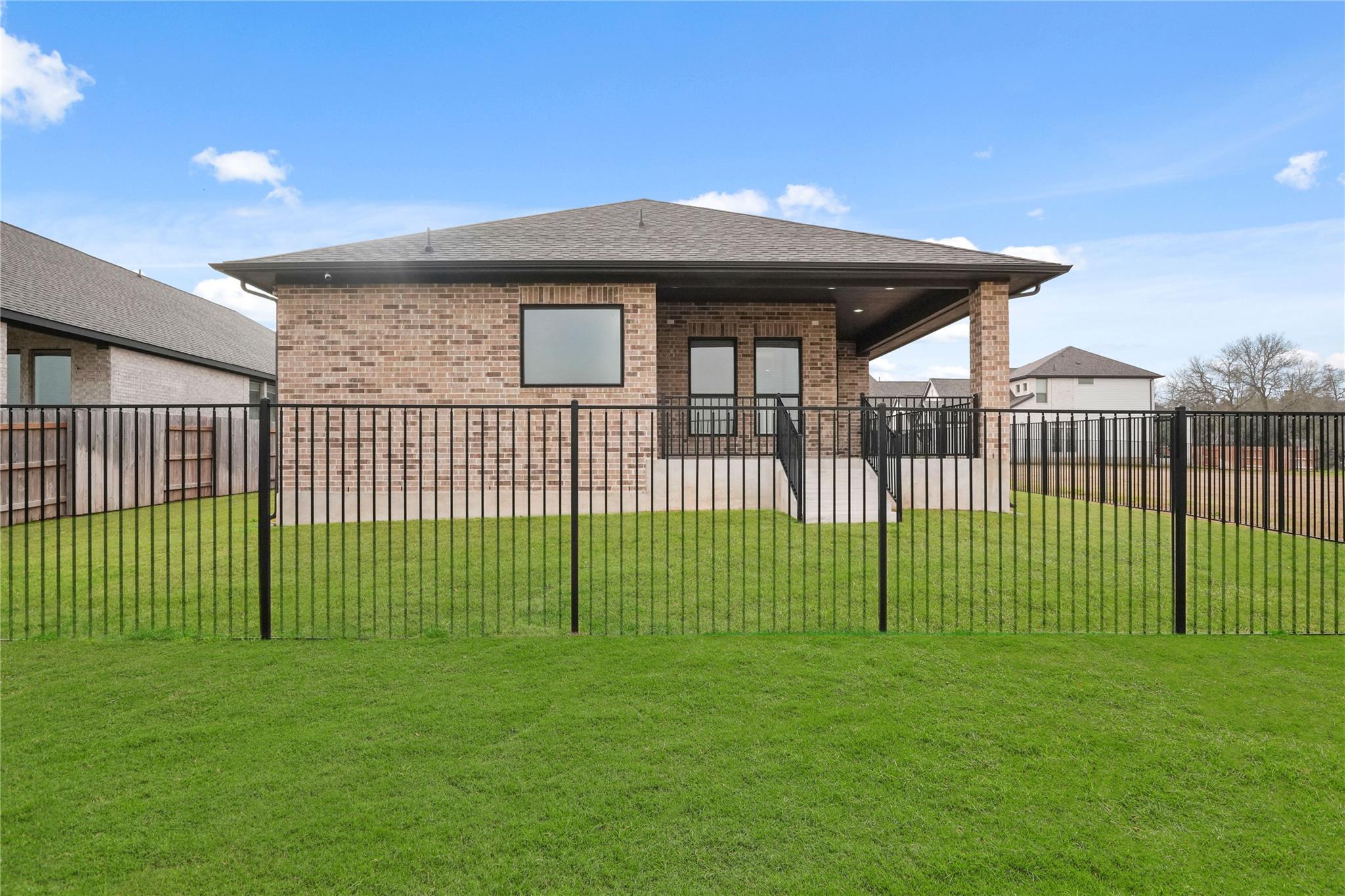 135 Plumbago Loop Property Photo 26