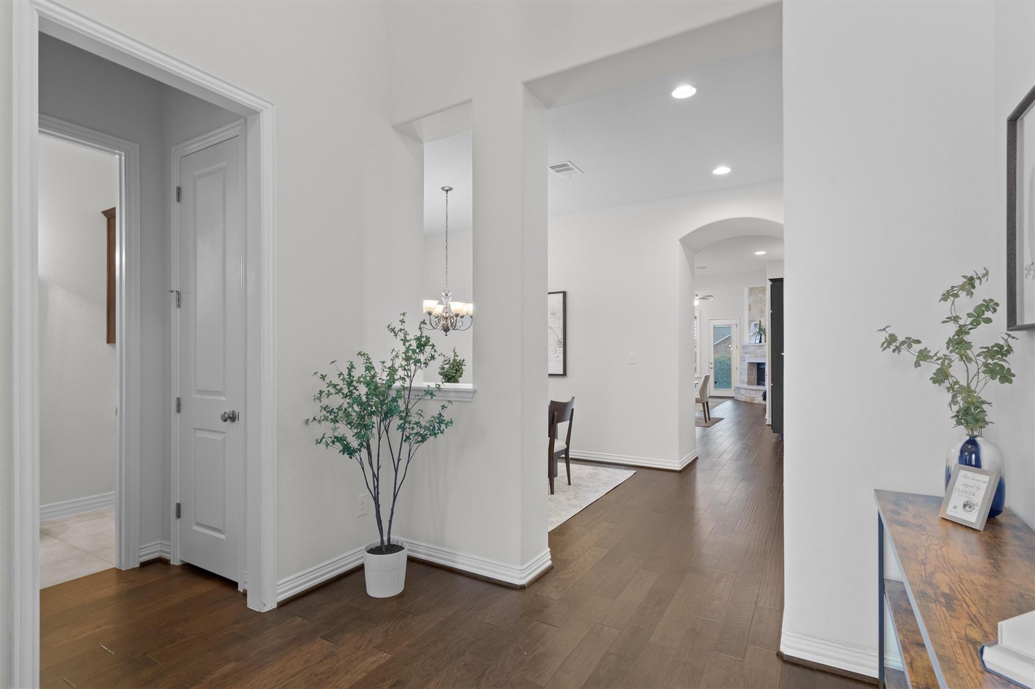 408 Miracle Rose Way Property Photo 8
