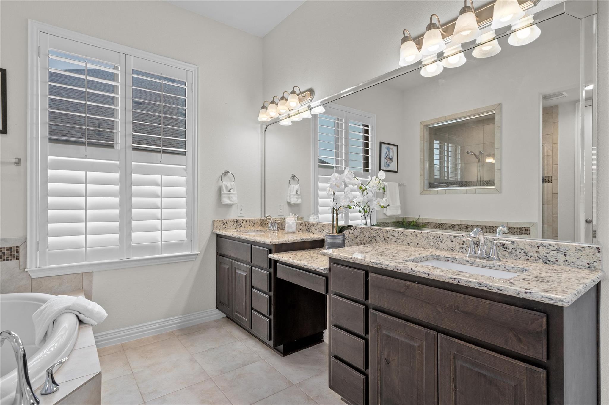 408 Miracle Rose Way Property Photo 22