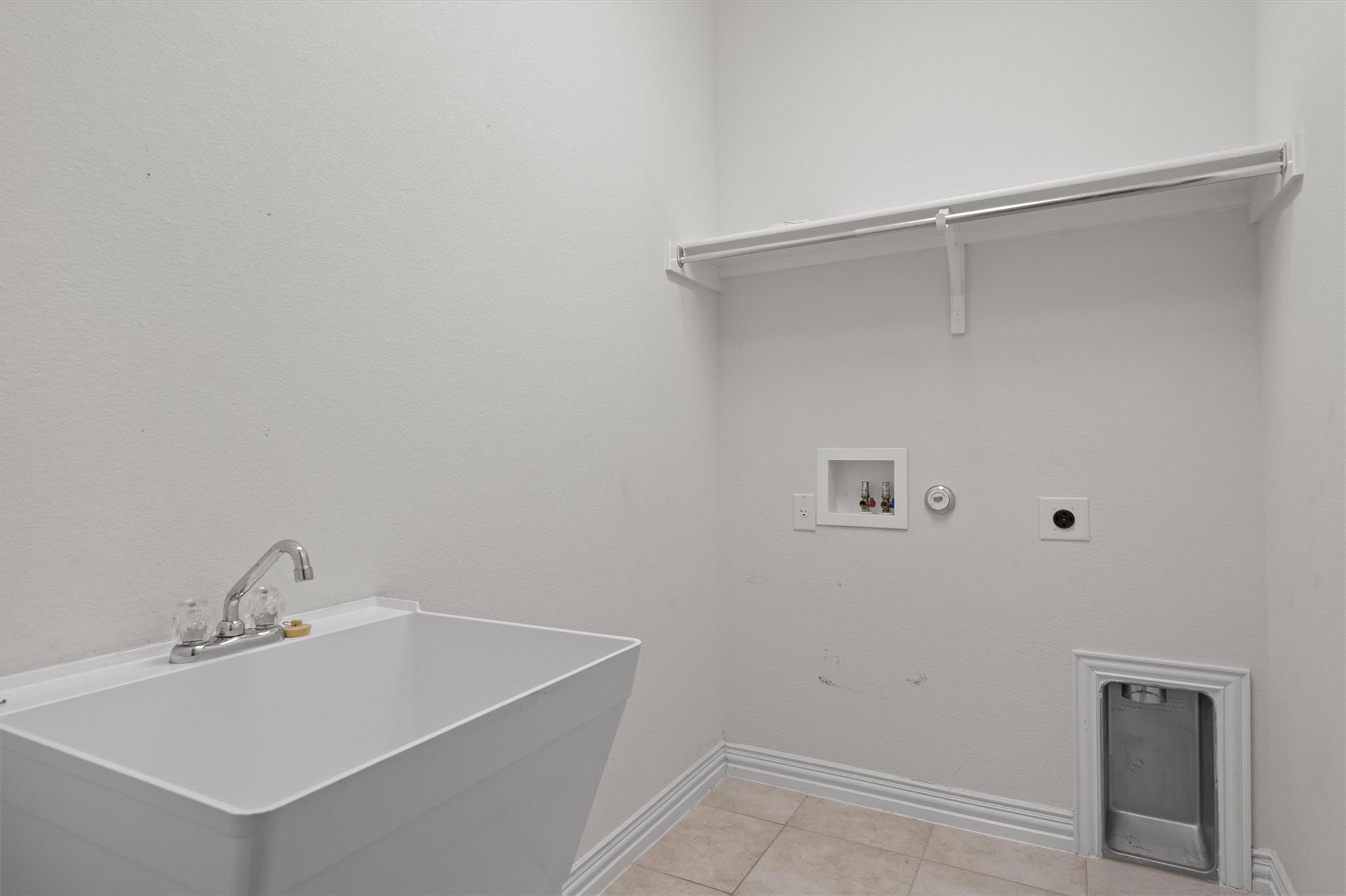 408 Miracle Rose Way Property Photo 33
