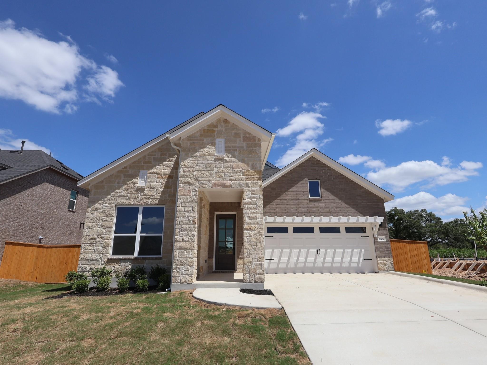 275 Callahan Loop Property Photo 1
