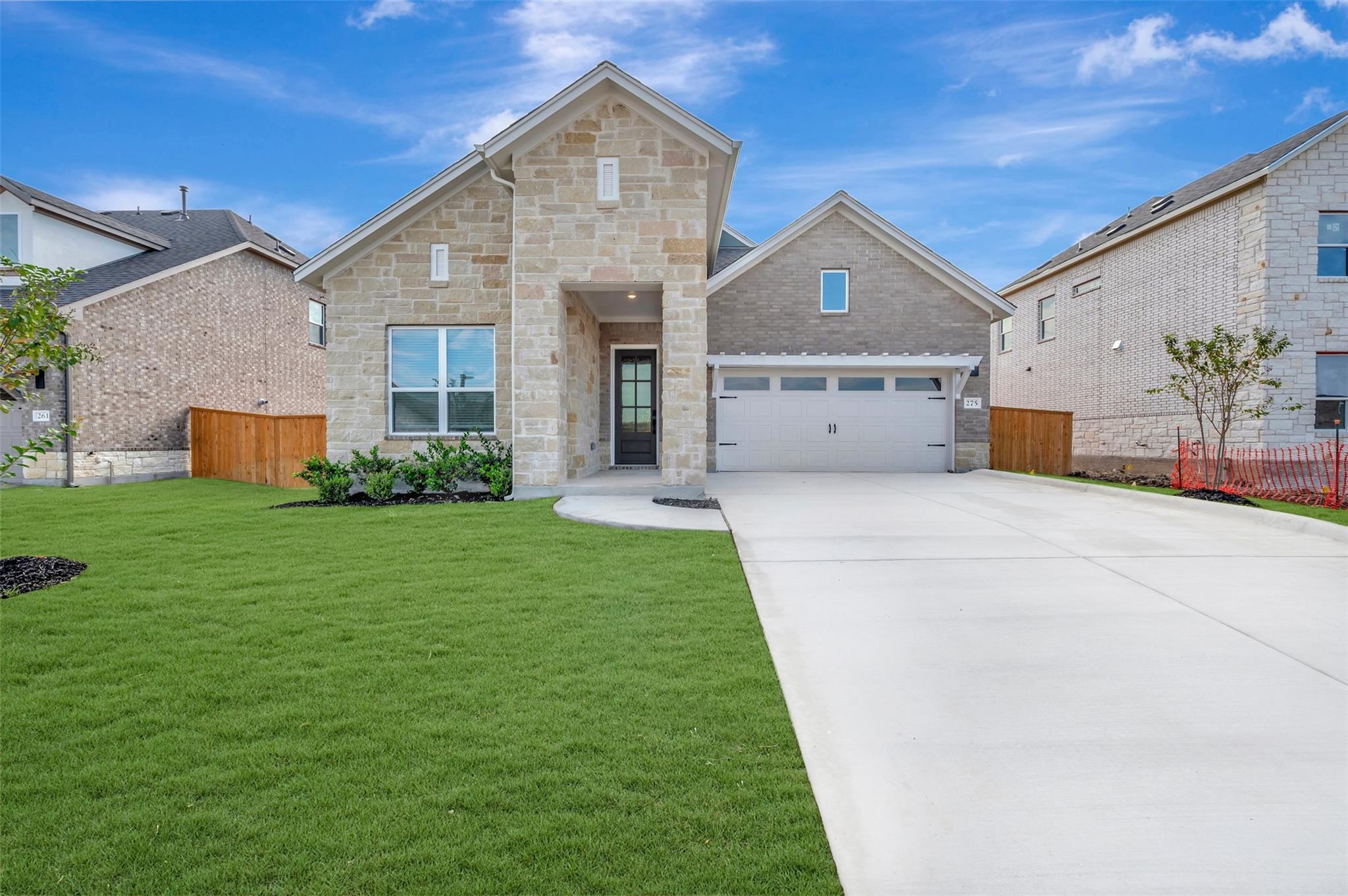 275 Callahan Loop Property Photo 1