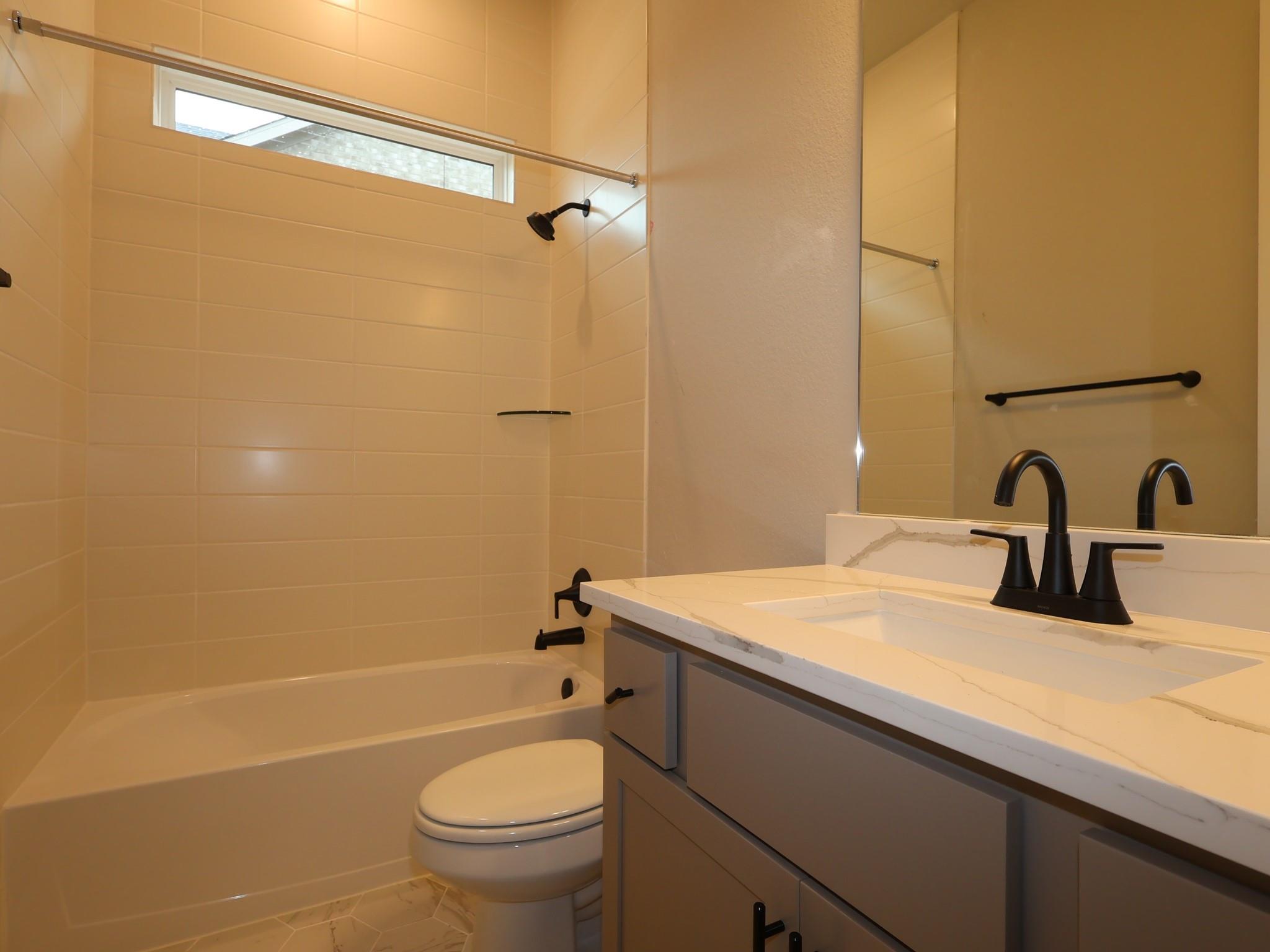 275 Callahan Loop Property Photo 17