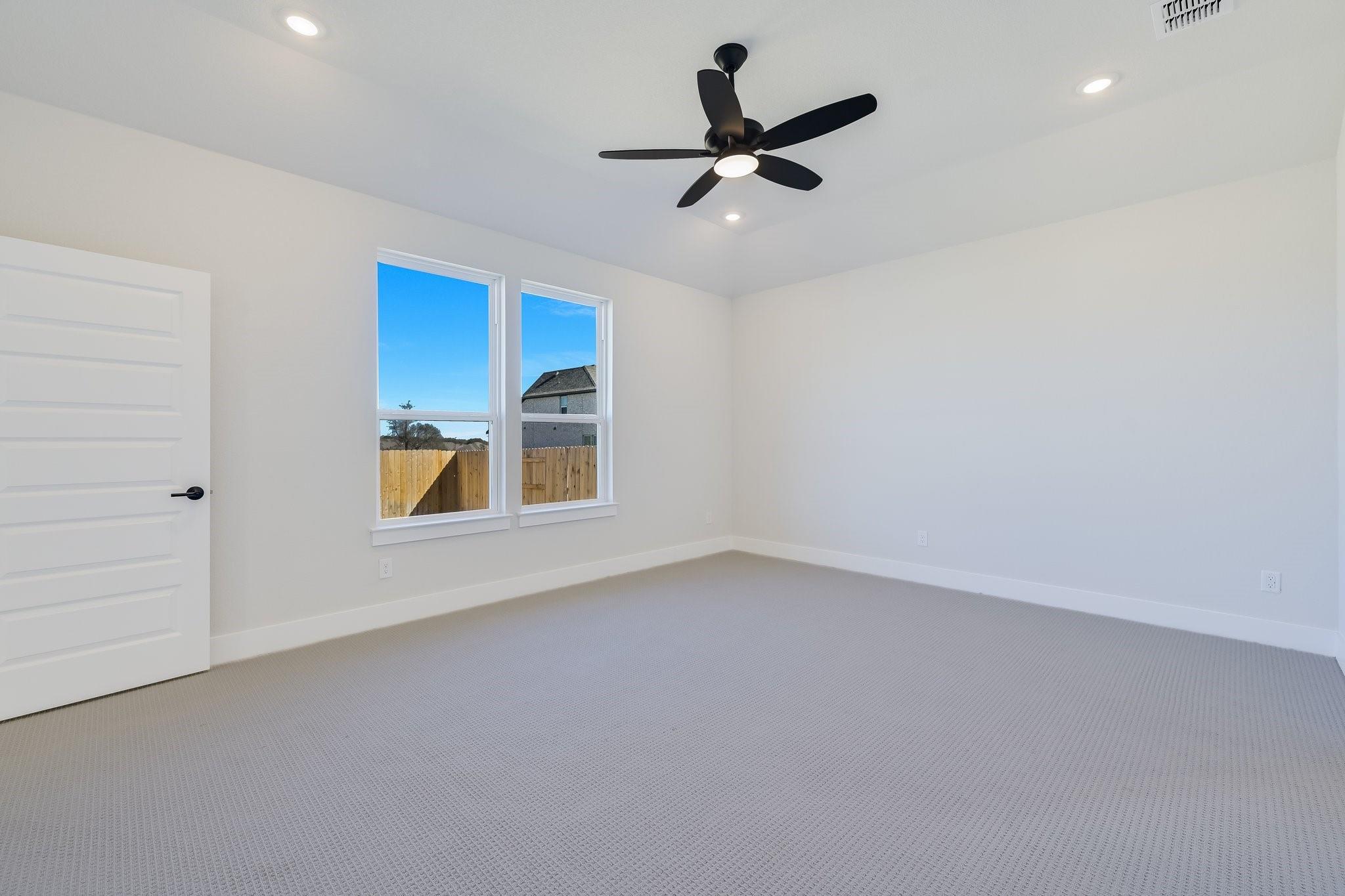 202 Grand Canyon Way Property Photo 11