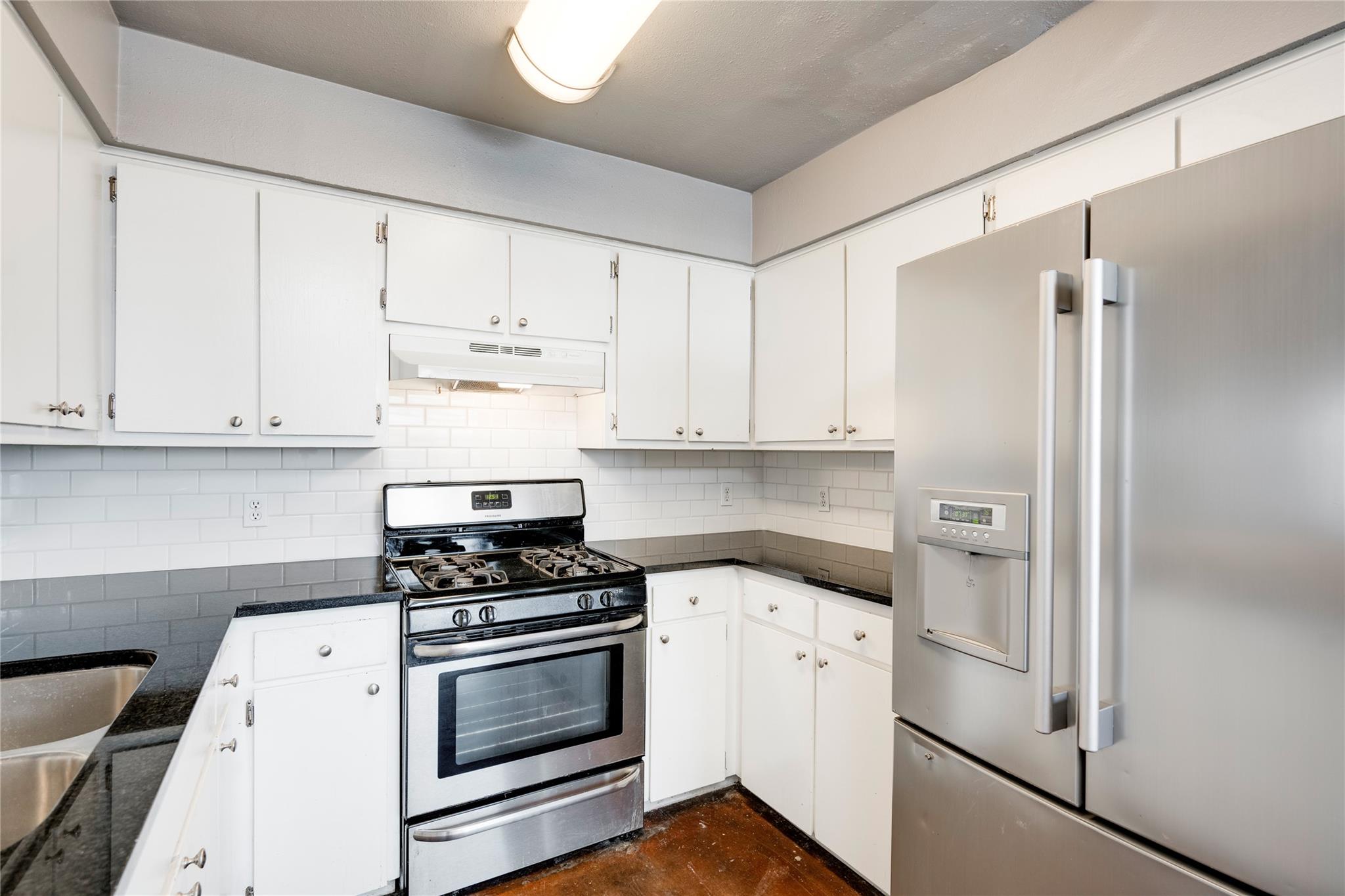 403 W Elizabeth None #b Property Photo 25