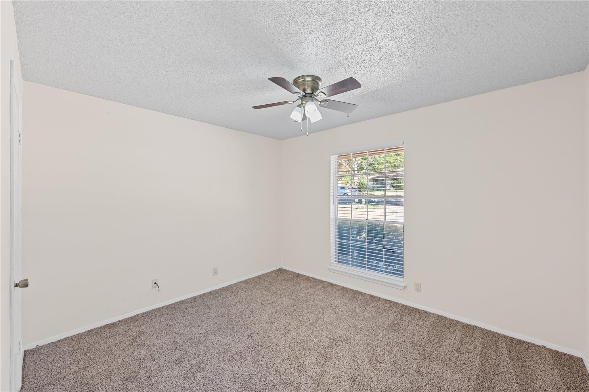 7405 Brookhollow Dr Property Photo 21