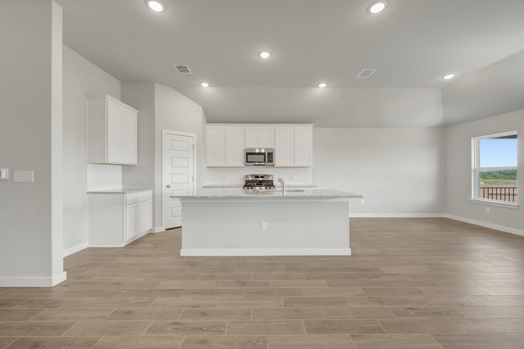 10100 Majestic Hawk Way Property Photo 9