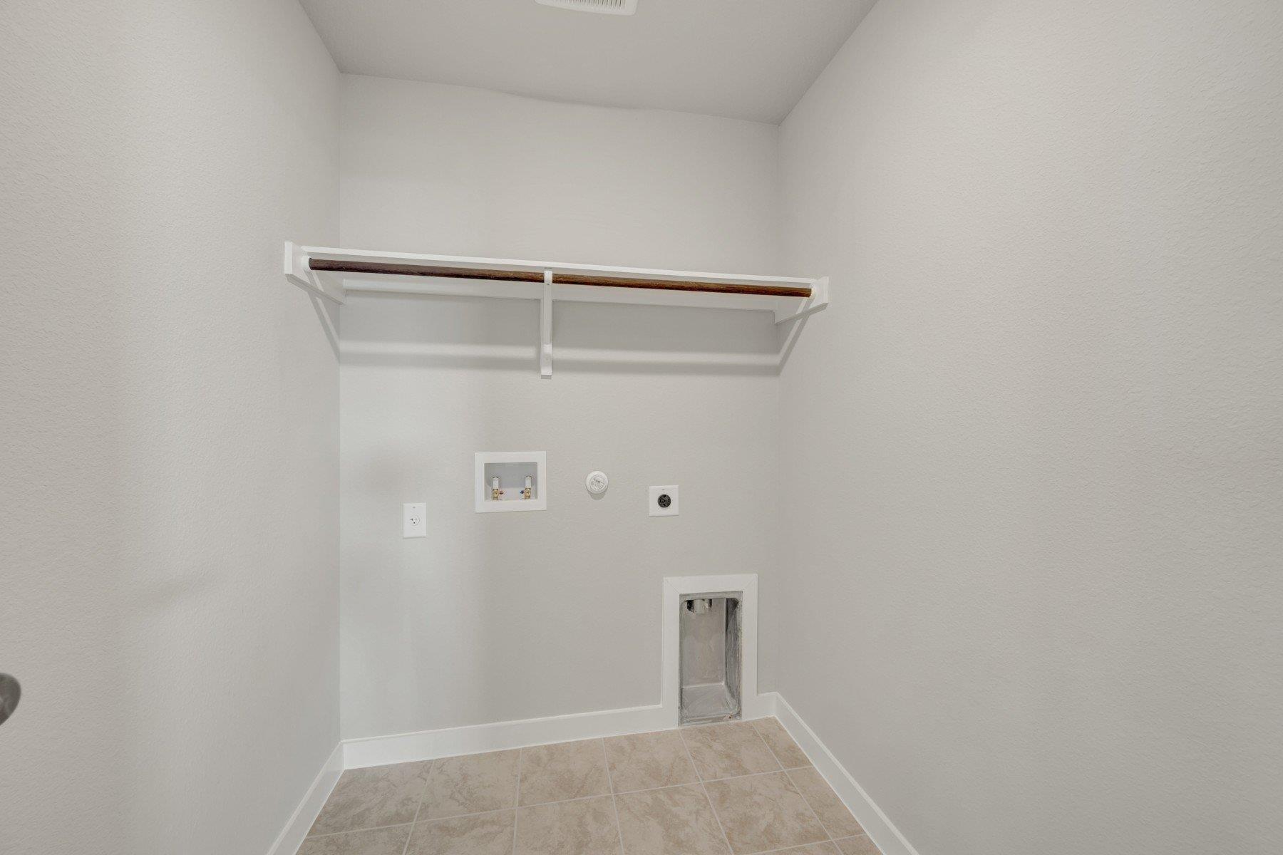 10100 Majestic Hawk Way Property Photo 13