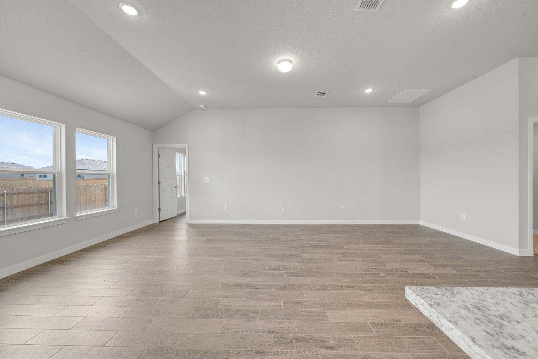 10100 Majestic Hawk Way Property Photo 15