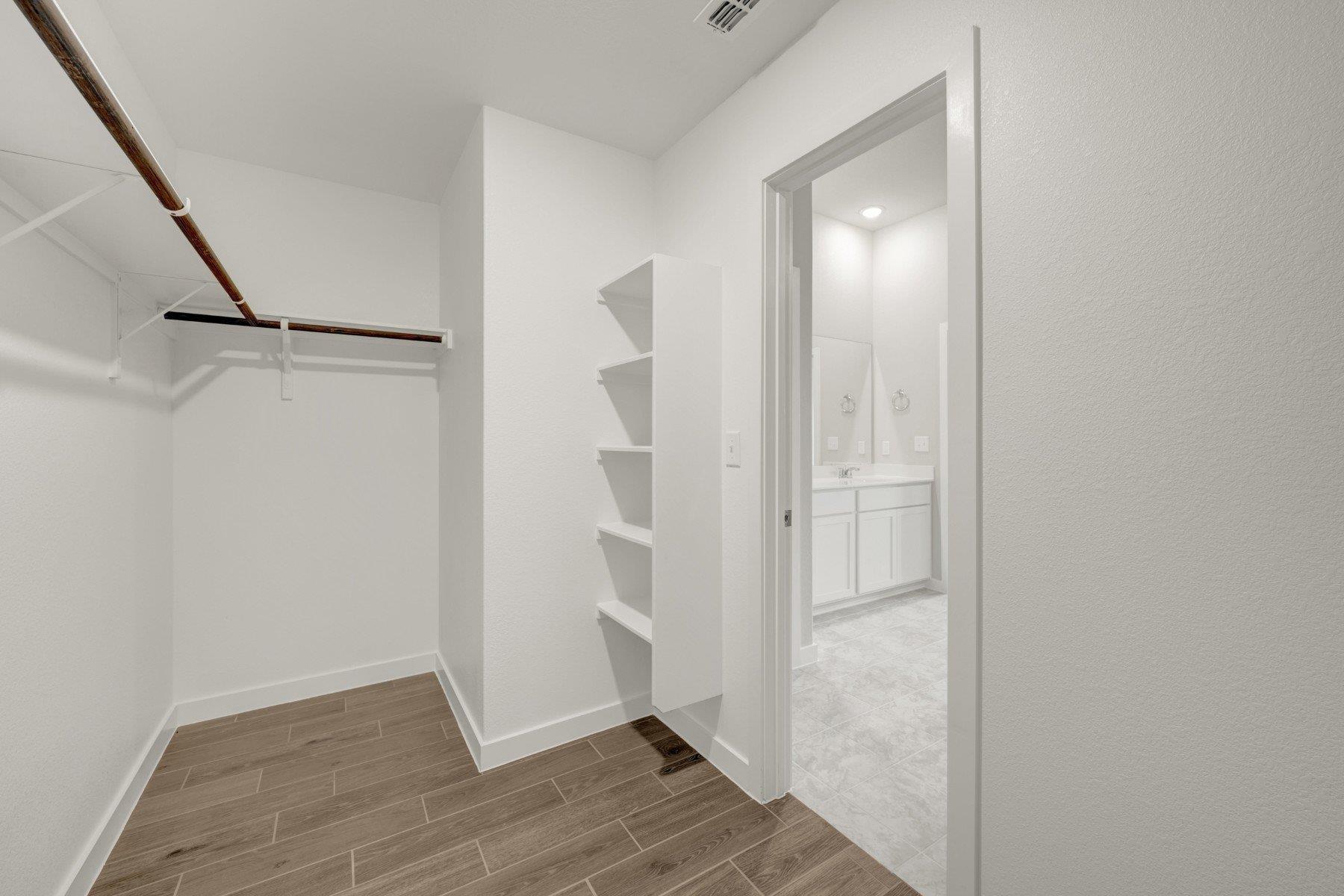 10100 Majestic Hawk Way Property Photo 22