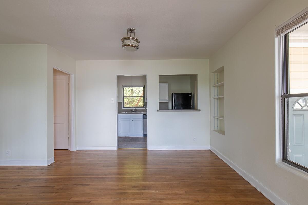 5514 Grover Ave Property Photo 6