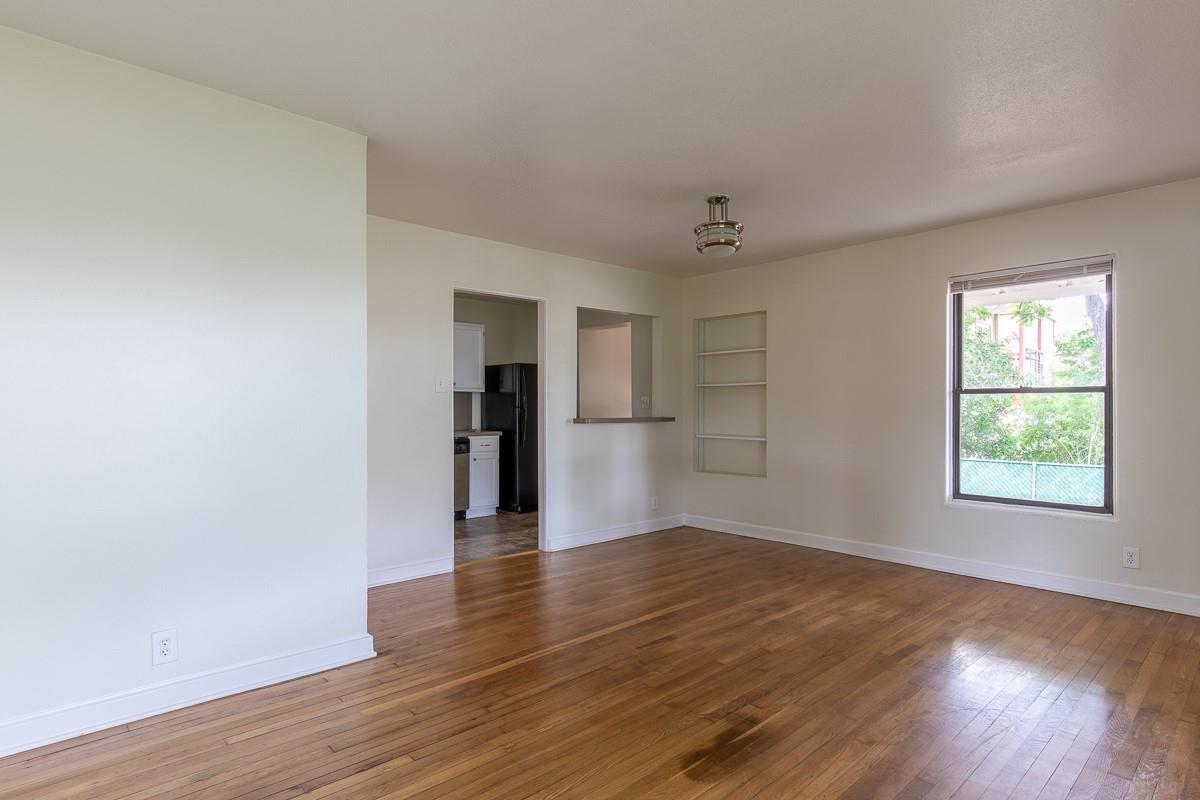 5514 Grover Ave Property Photo 7