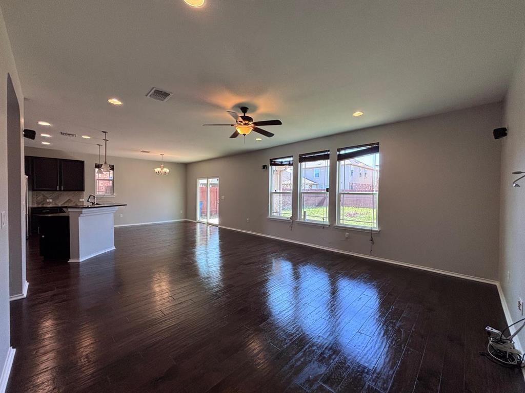 1405 Berlin Ln Property Photo 3