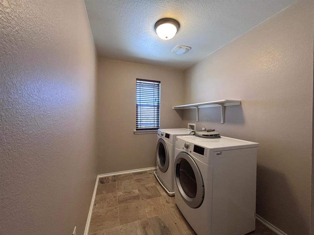 1405 Berlin Ln Property Photo 9