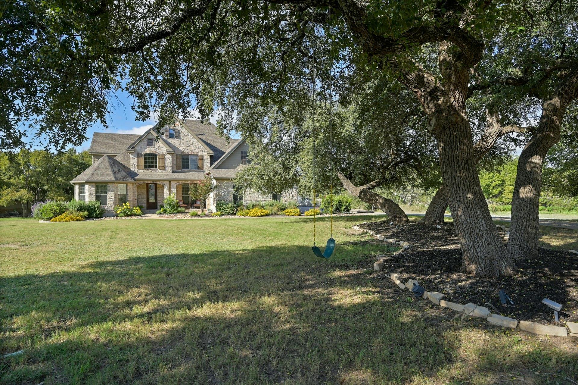 404 Oak Meadow Dr Property Photo 1
