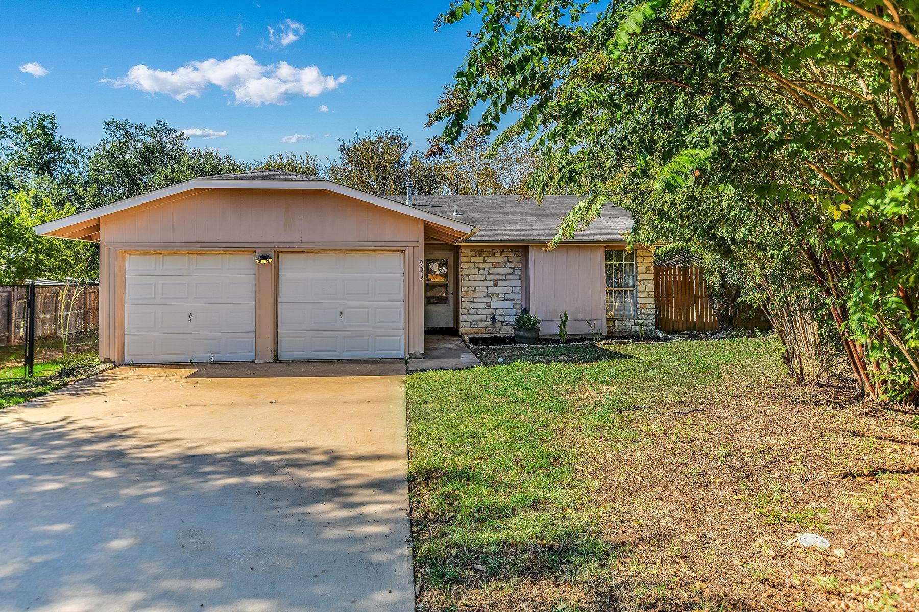 903 Burnt Oak Ct Property Photo 1