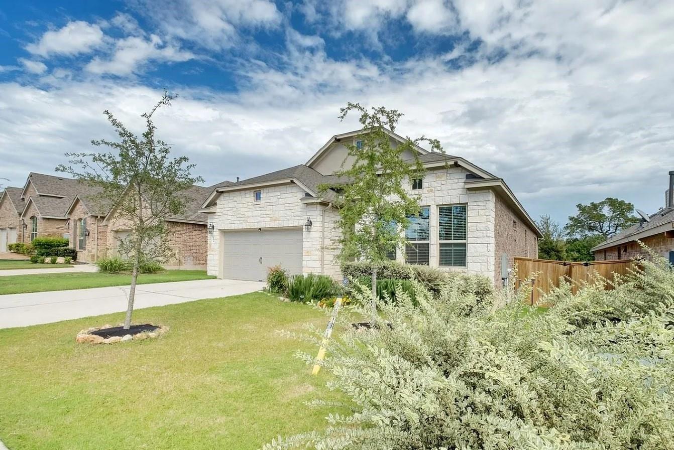 268 Fort Cobb Way Property Photo 2