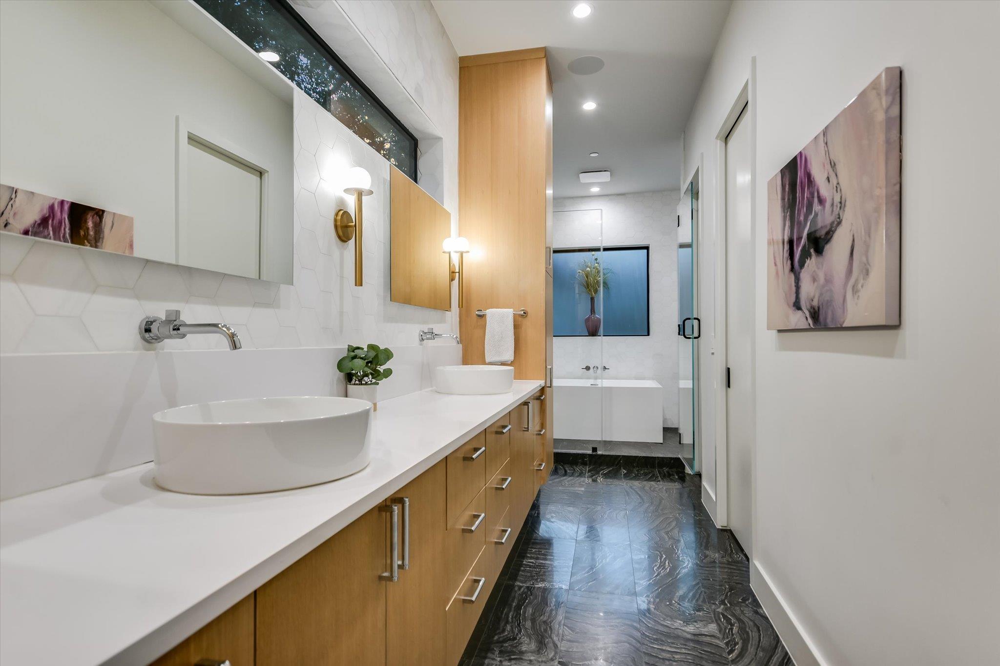 403 Ridgewood None Property Photo 16