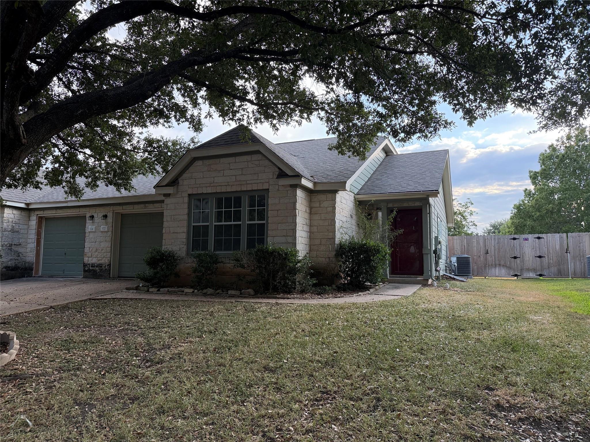 172 Prairie Springs Loop Property Photo 1