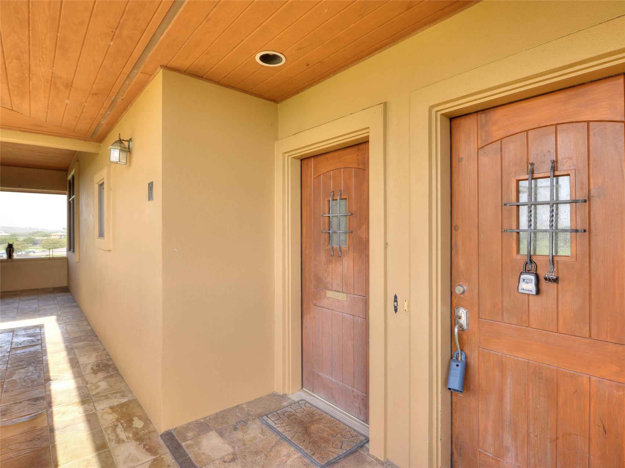 1908 Kahala Sunset Dr #h Property Photo 4