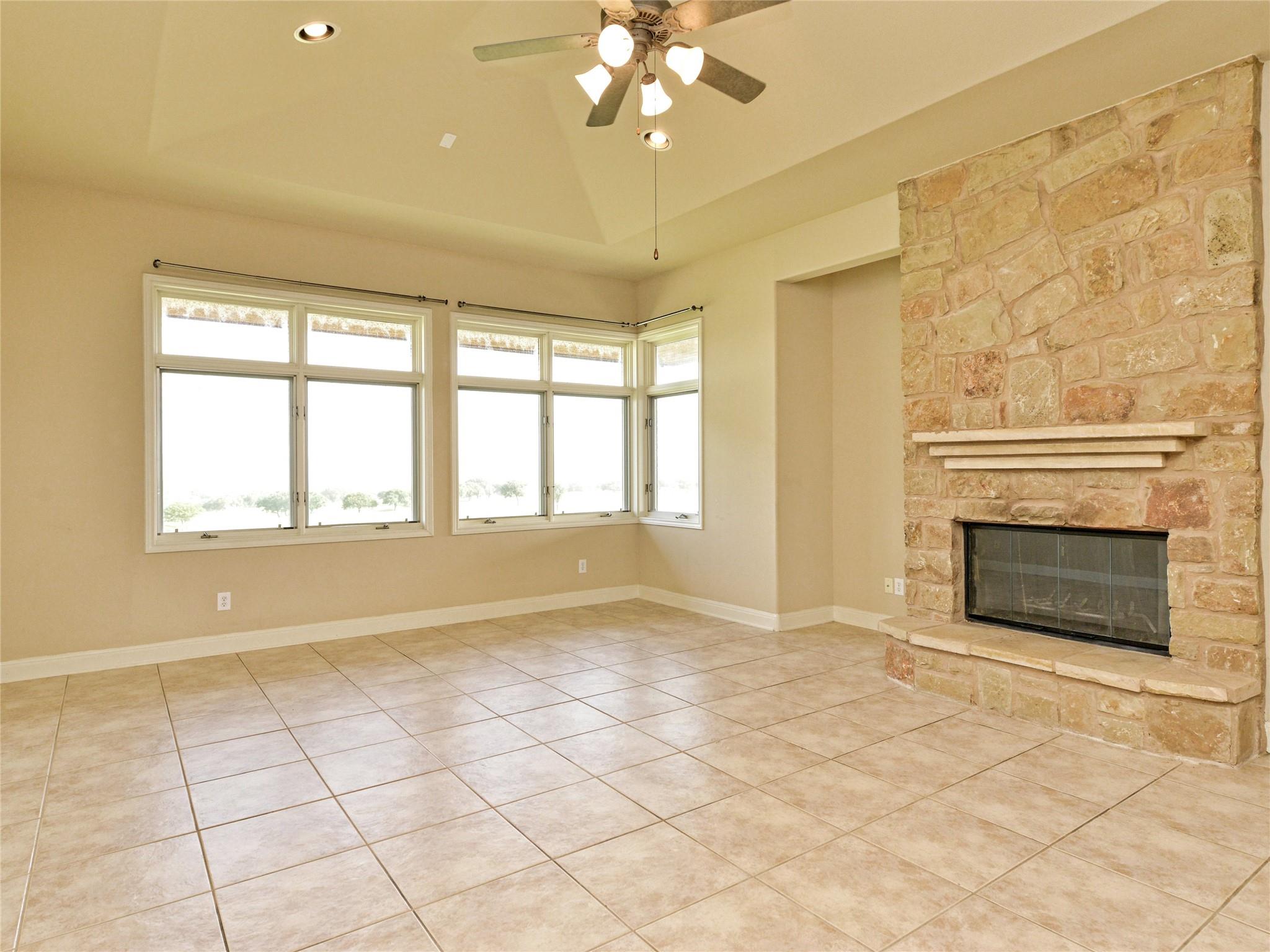 1908 Kahala Sunset Dr #h Property Photo 5