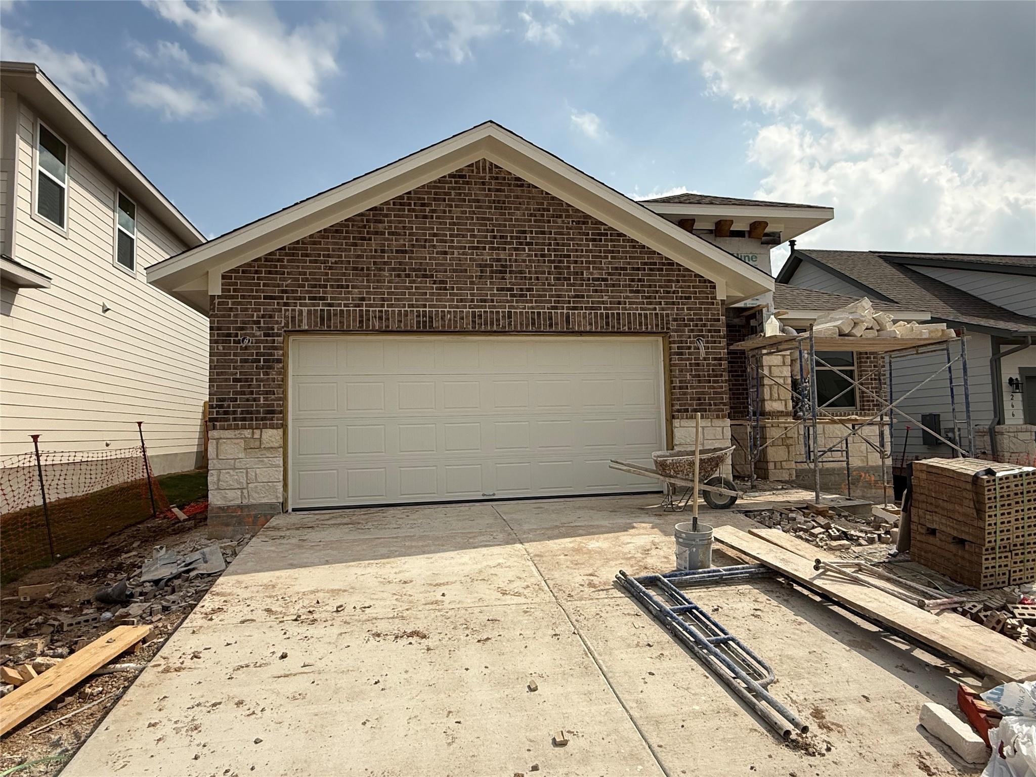 274 Wrangell WAY Property Photo 1