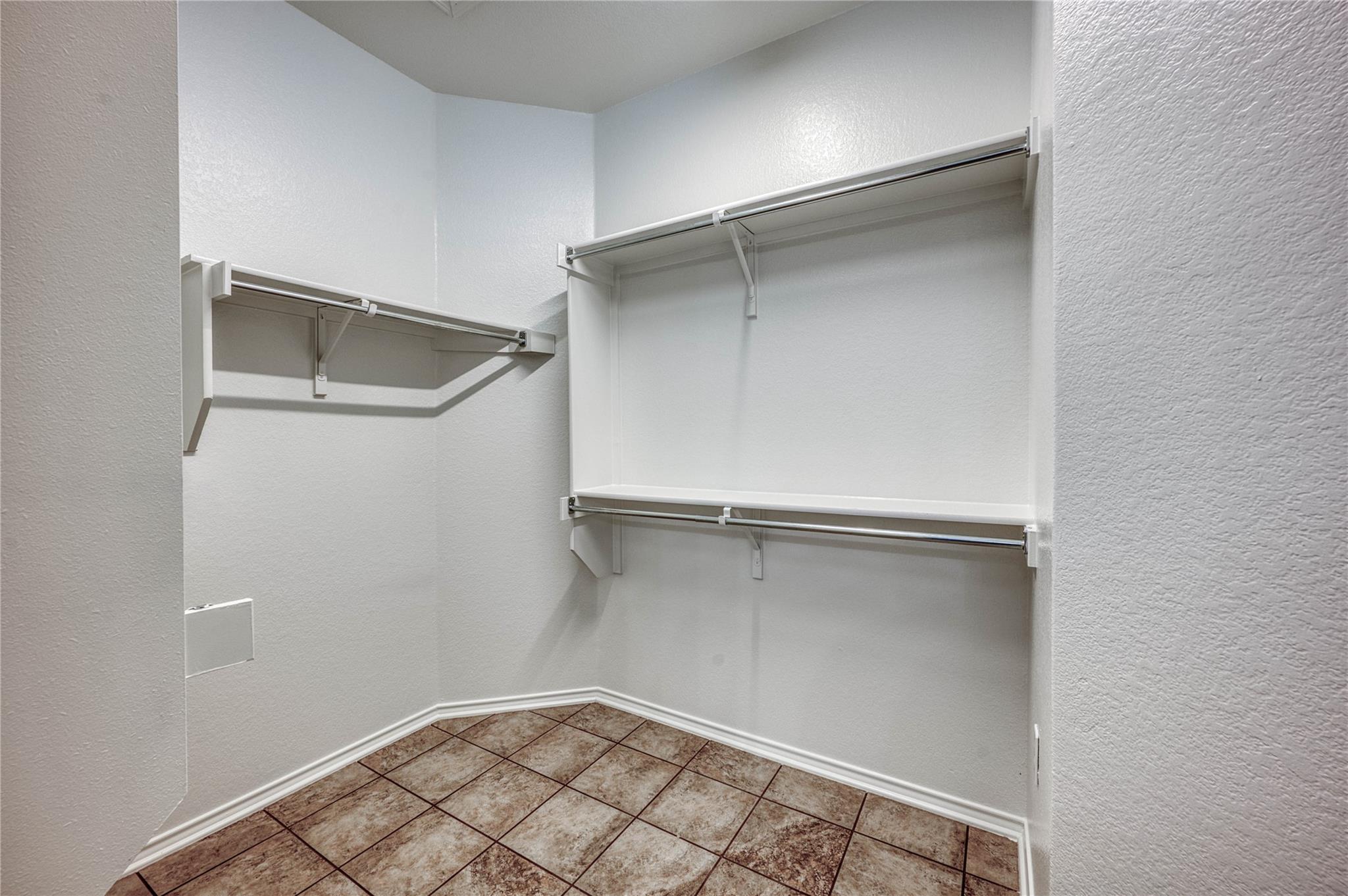 125 Dickens Cir Property Photo 14