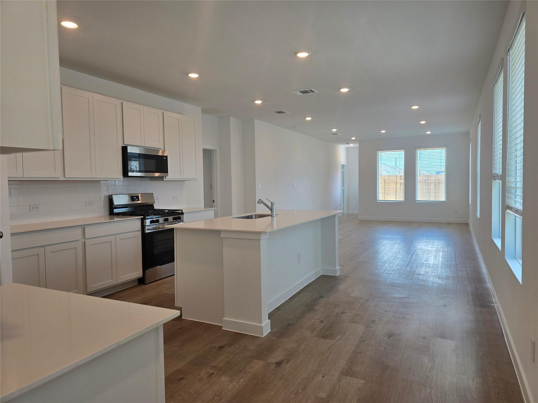 229 Mets Way Property Photo 10