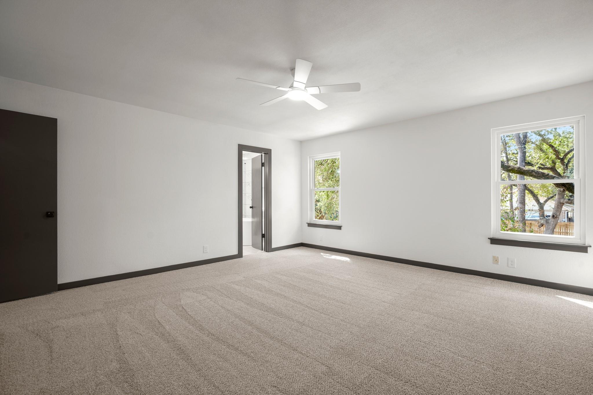 215 Dewberry Cv Property Photo 16