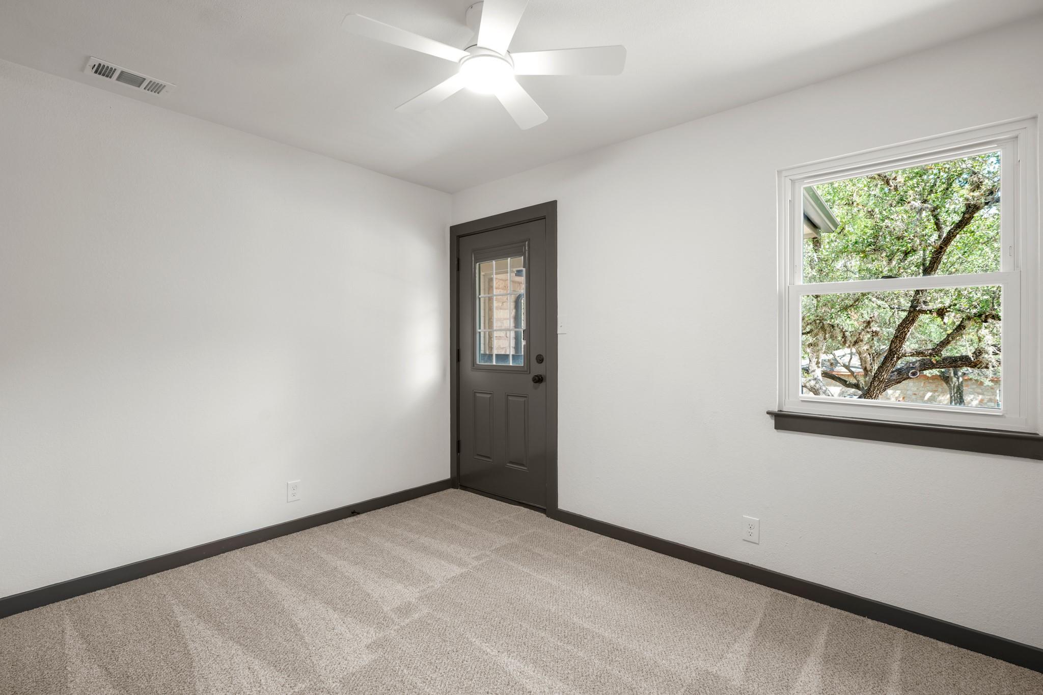 215 Dewberry Cv Property Photo 22