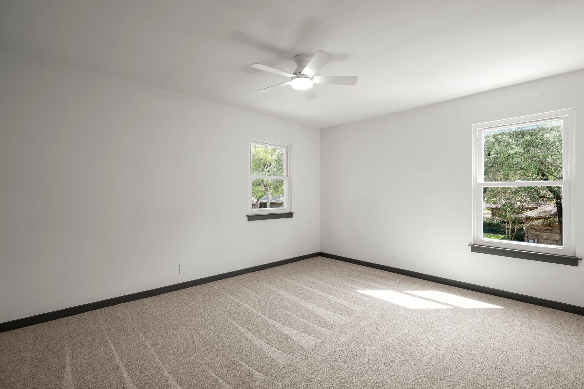 215 Dewberry Cv Property Photo 23
