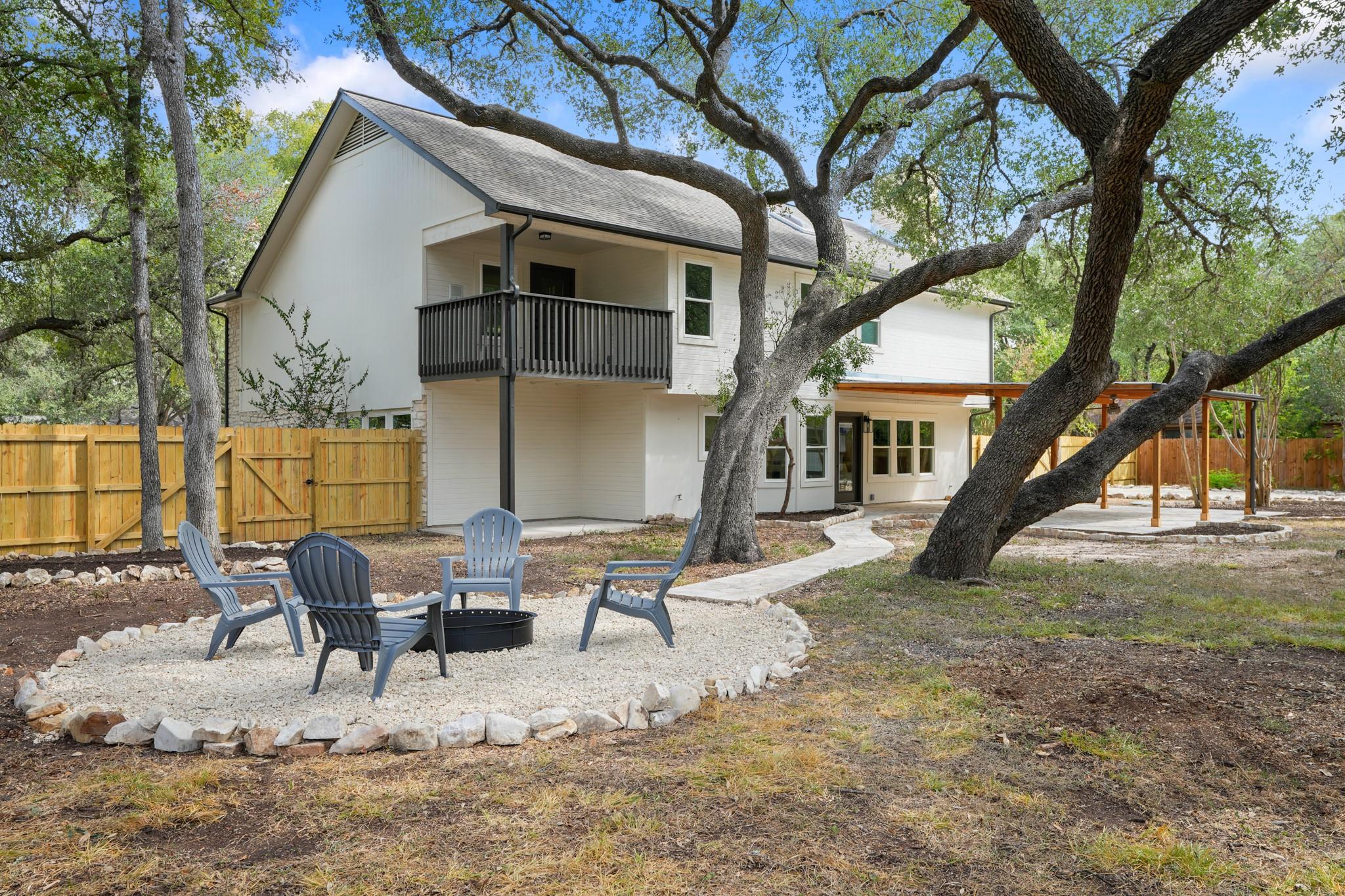 215 Dewberry Cv Property Photo 33