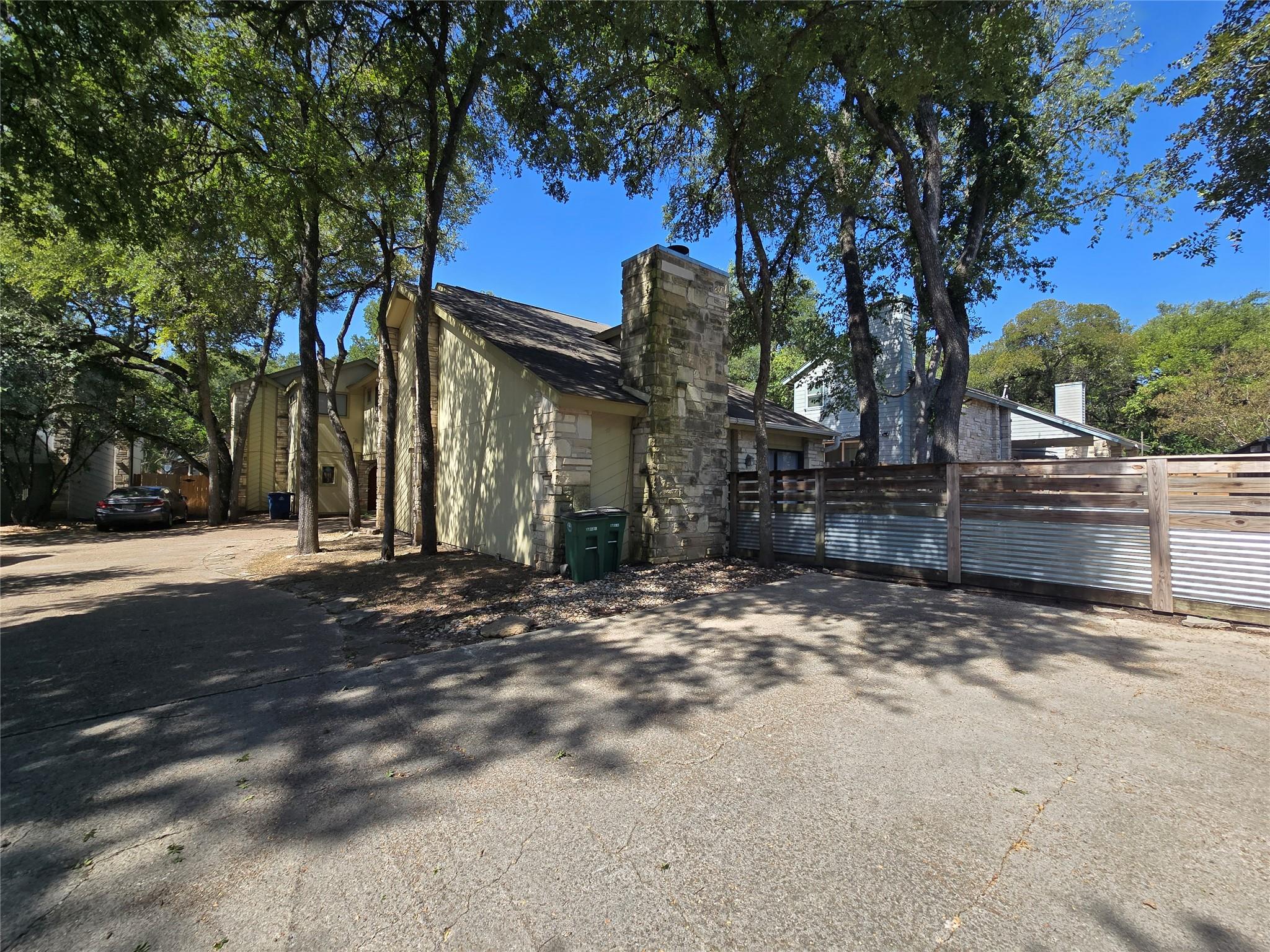 1713 Cinnamon Path #A Property Photo 1
