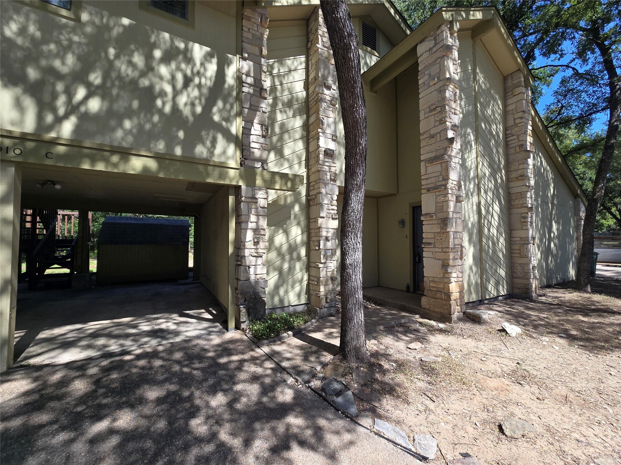 1713 Cinnamon Path #a Property Photo 3