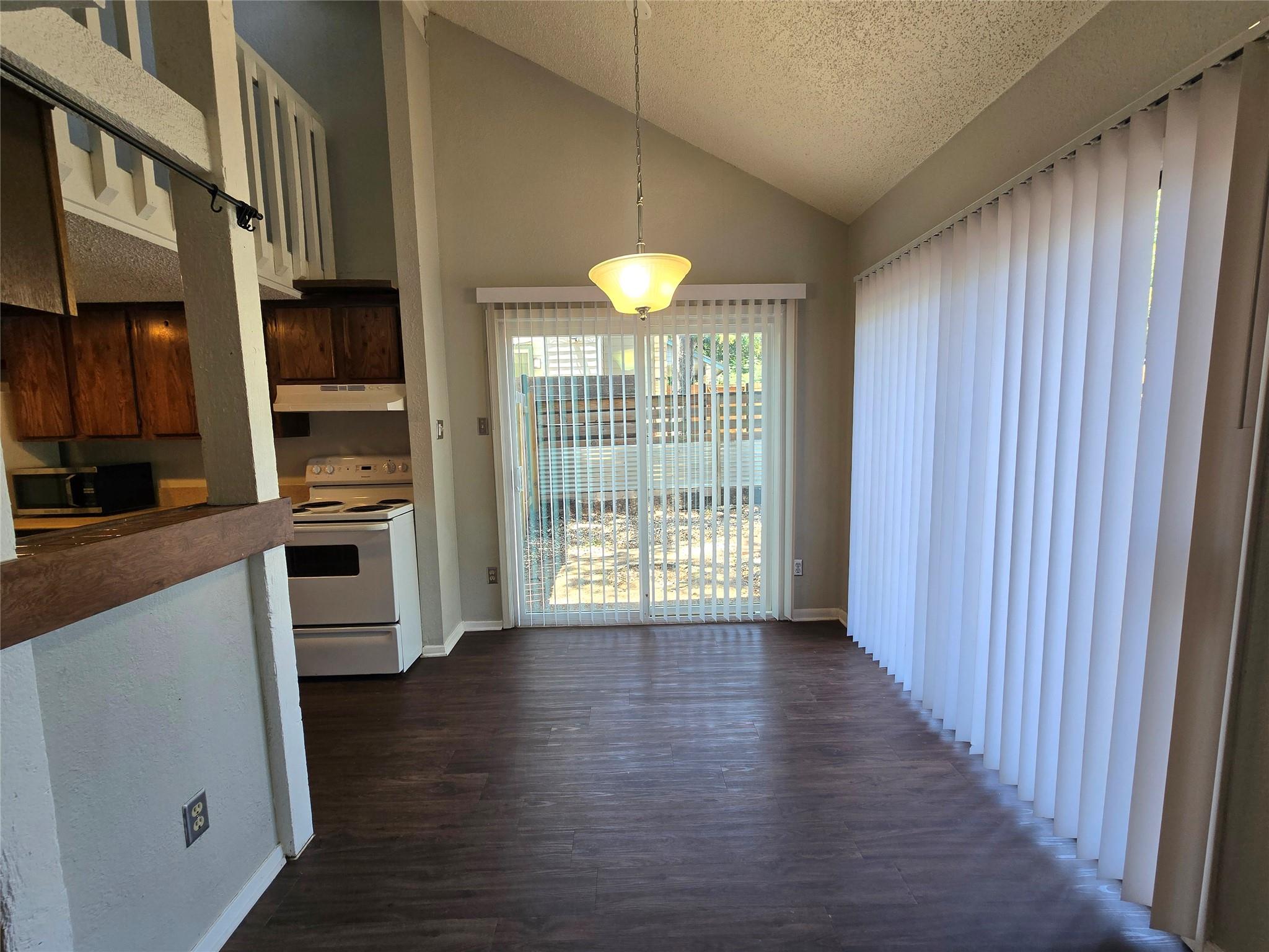 1713 Cinnamon Path #a Property Photo 16