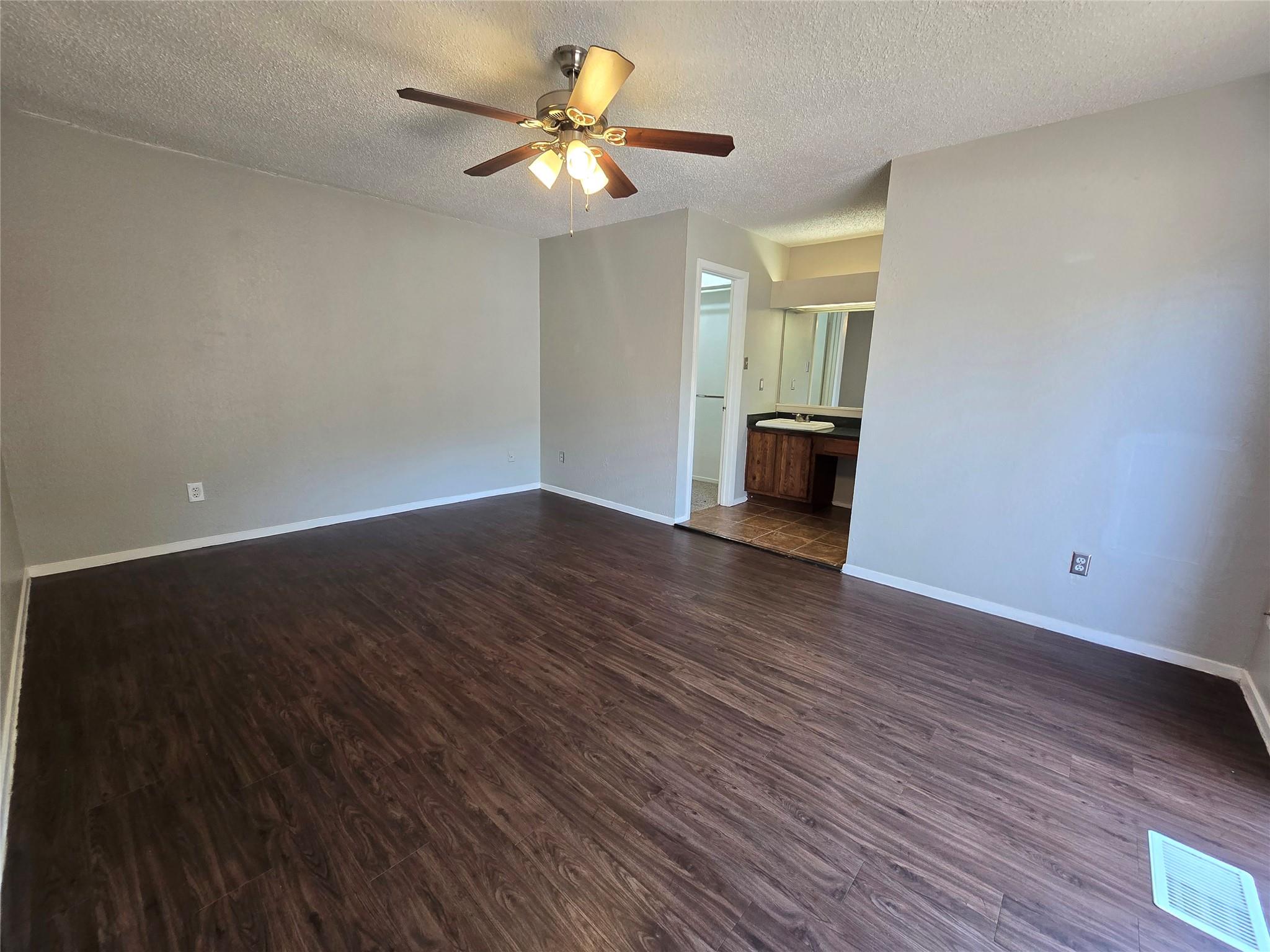 1713 Cinnamon Path #a Property Photo 25