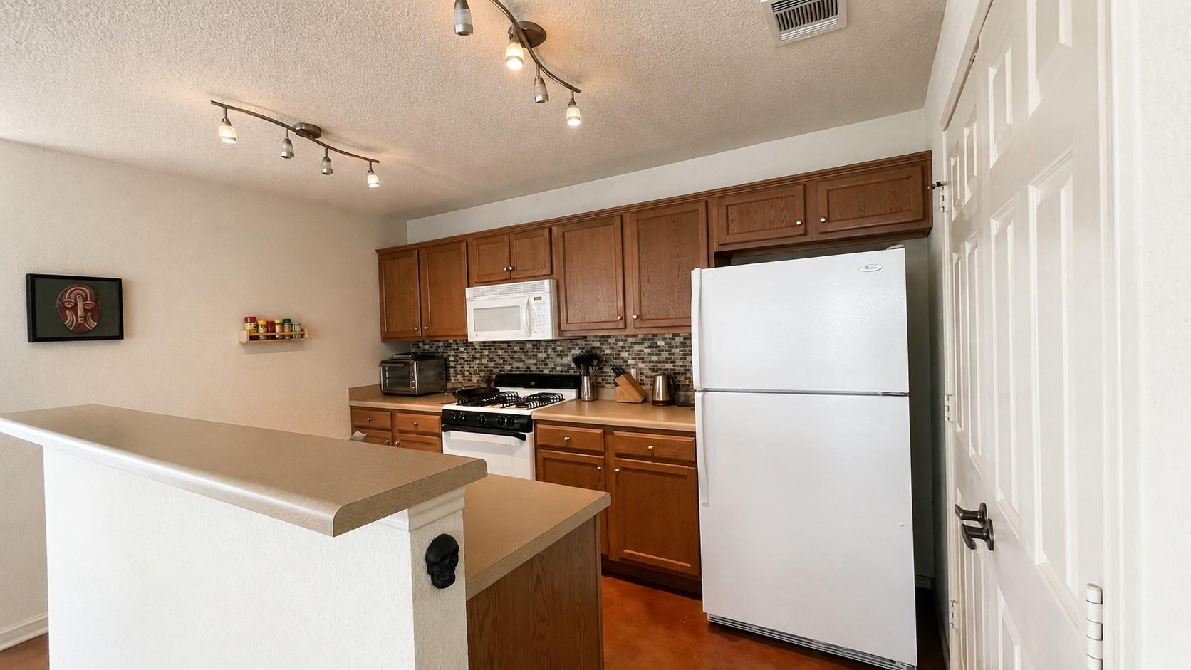 4510 Felicity Ln Property Photo 10