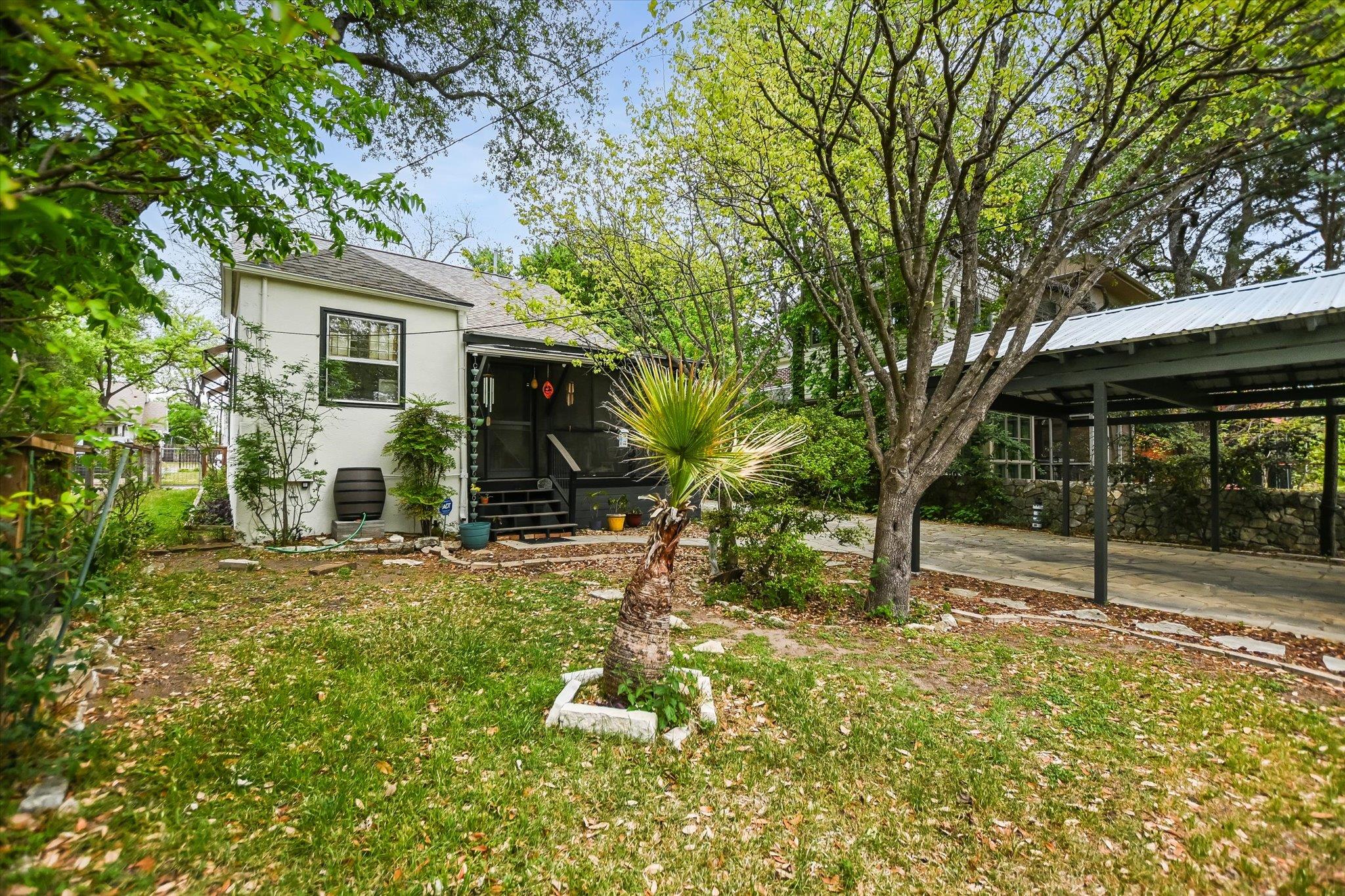 605 Texas Ave Property Photo 12