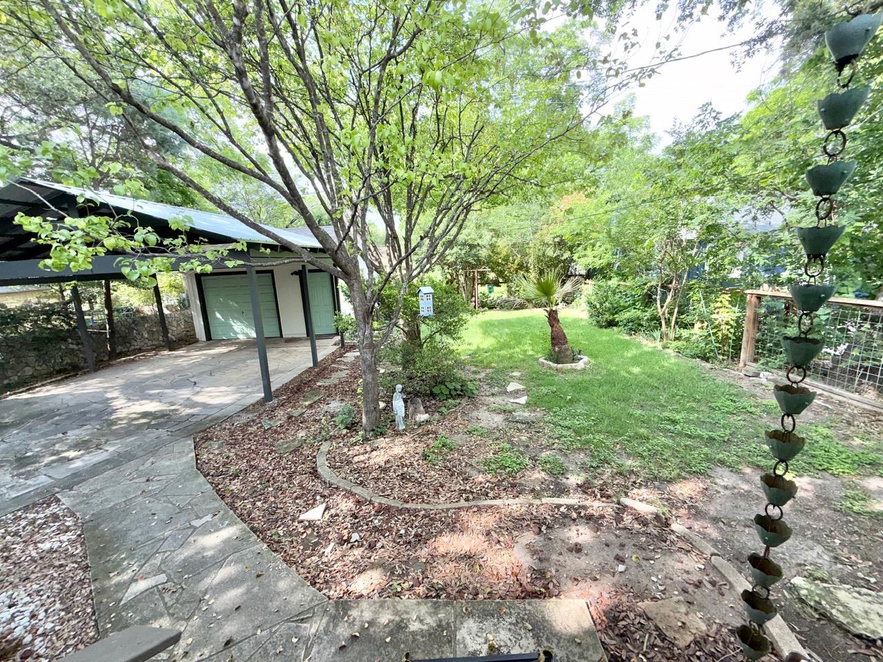 605 Texas Ave Property Photo 13