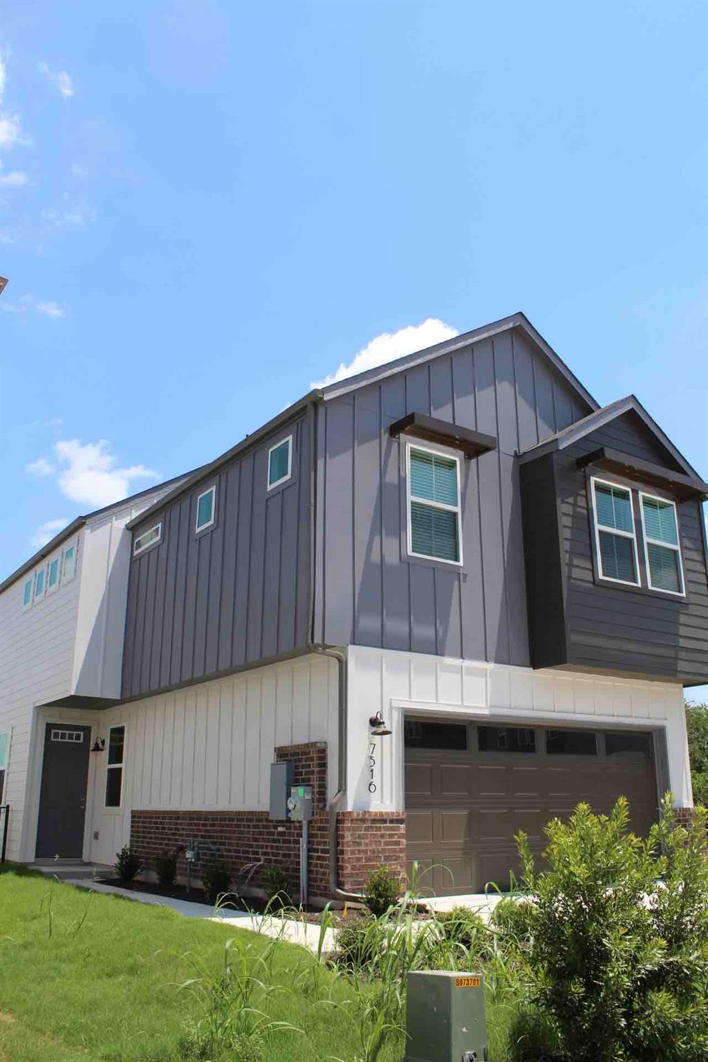 7516 Harmony Shoals BND Property Photo 1