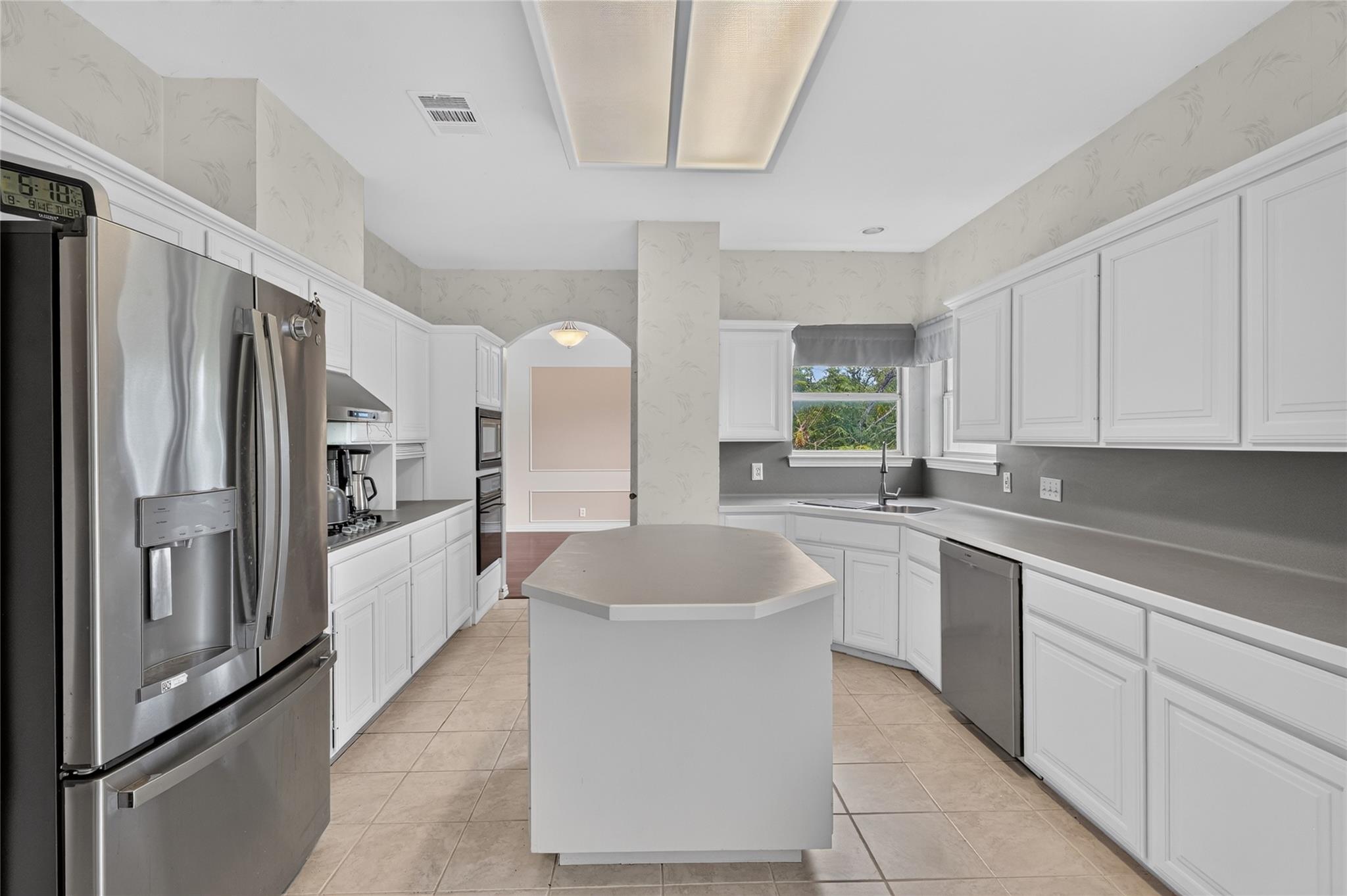 10903 Galleria Cv Property Photo 10