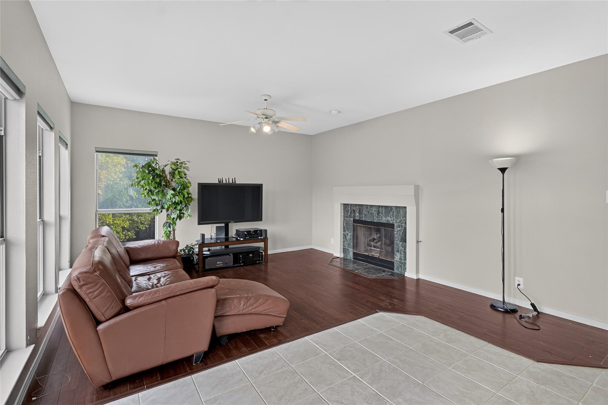 10903 Galleria Cv Property Photo 14