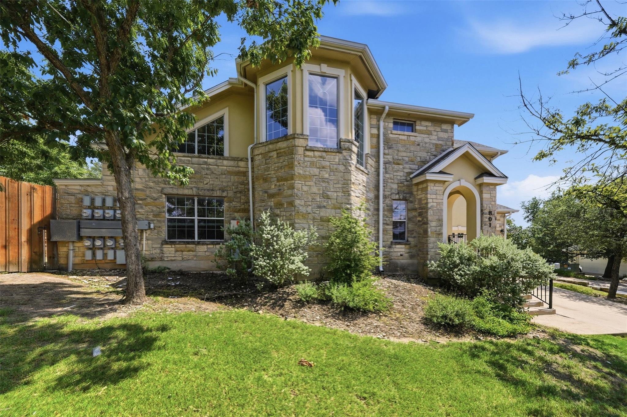 10300 Morado Cv #801 Property Photo 2