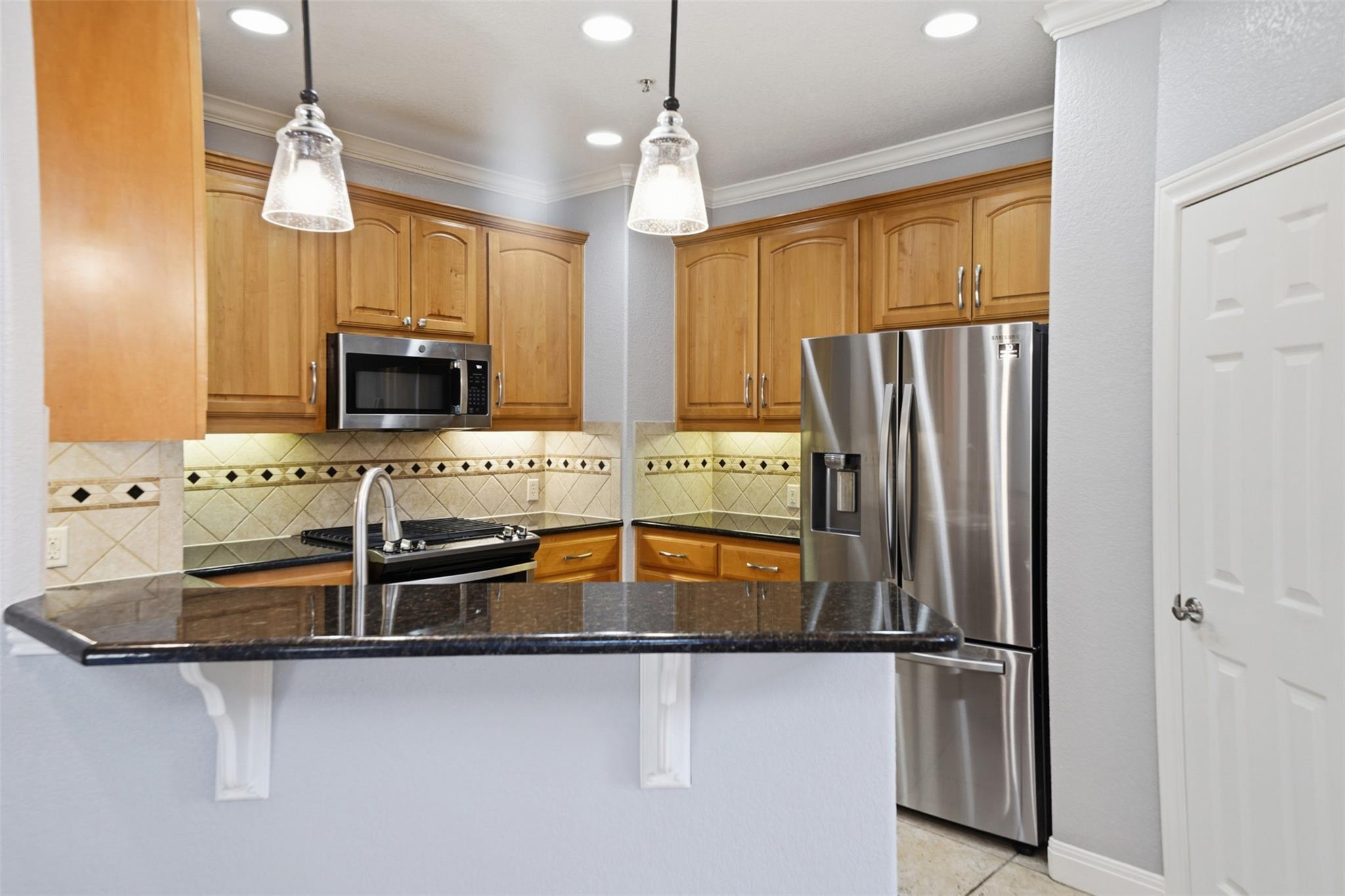 10300 Morado Cv #801 Property Photo 12