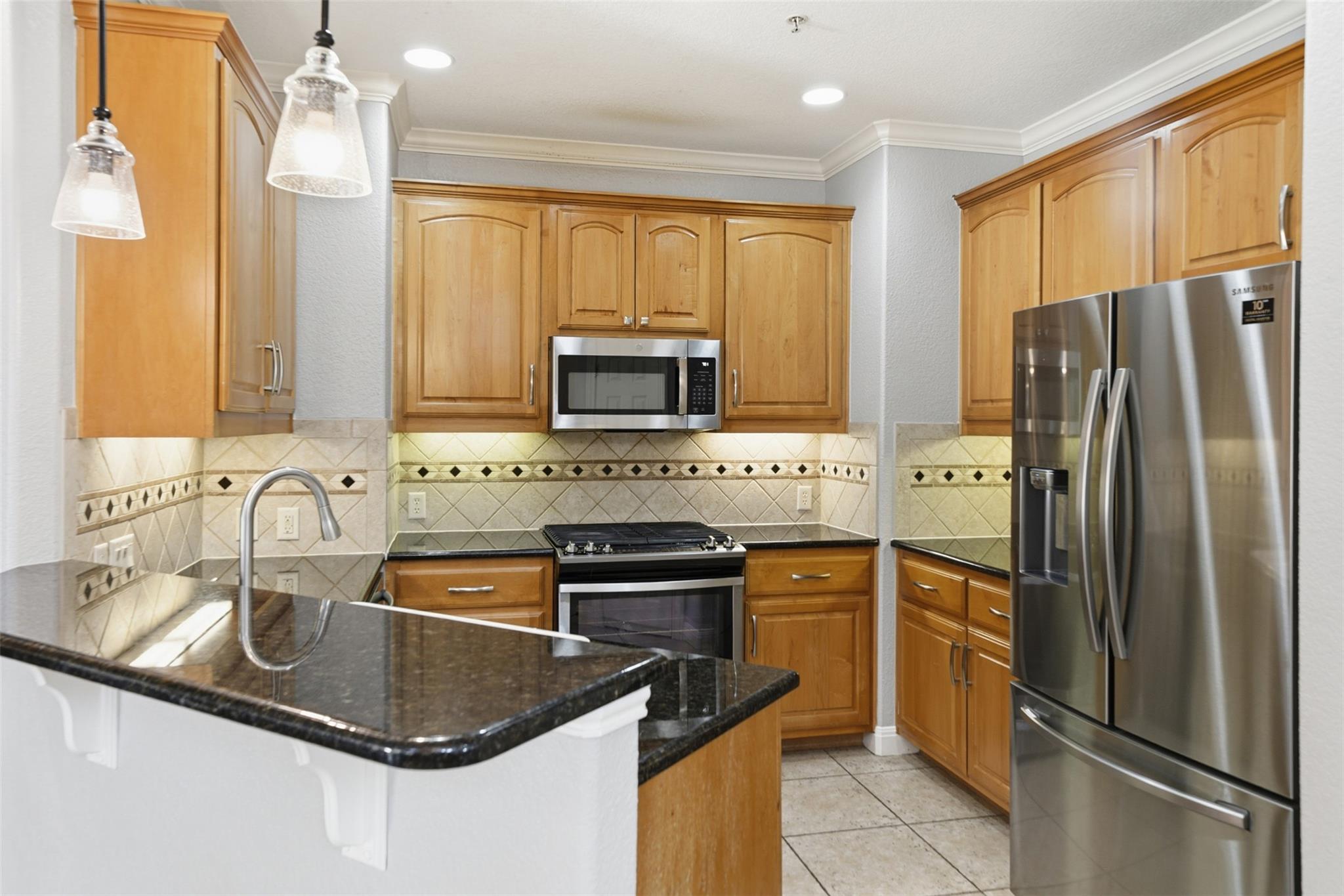 10300 Morado Cv #801 Property Photo 13